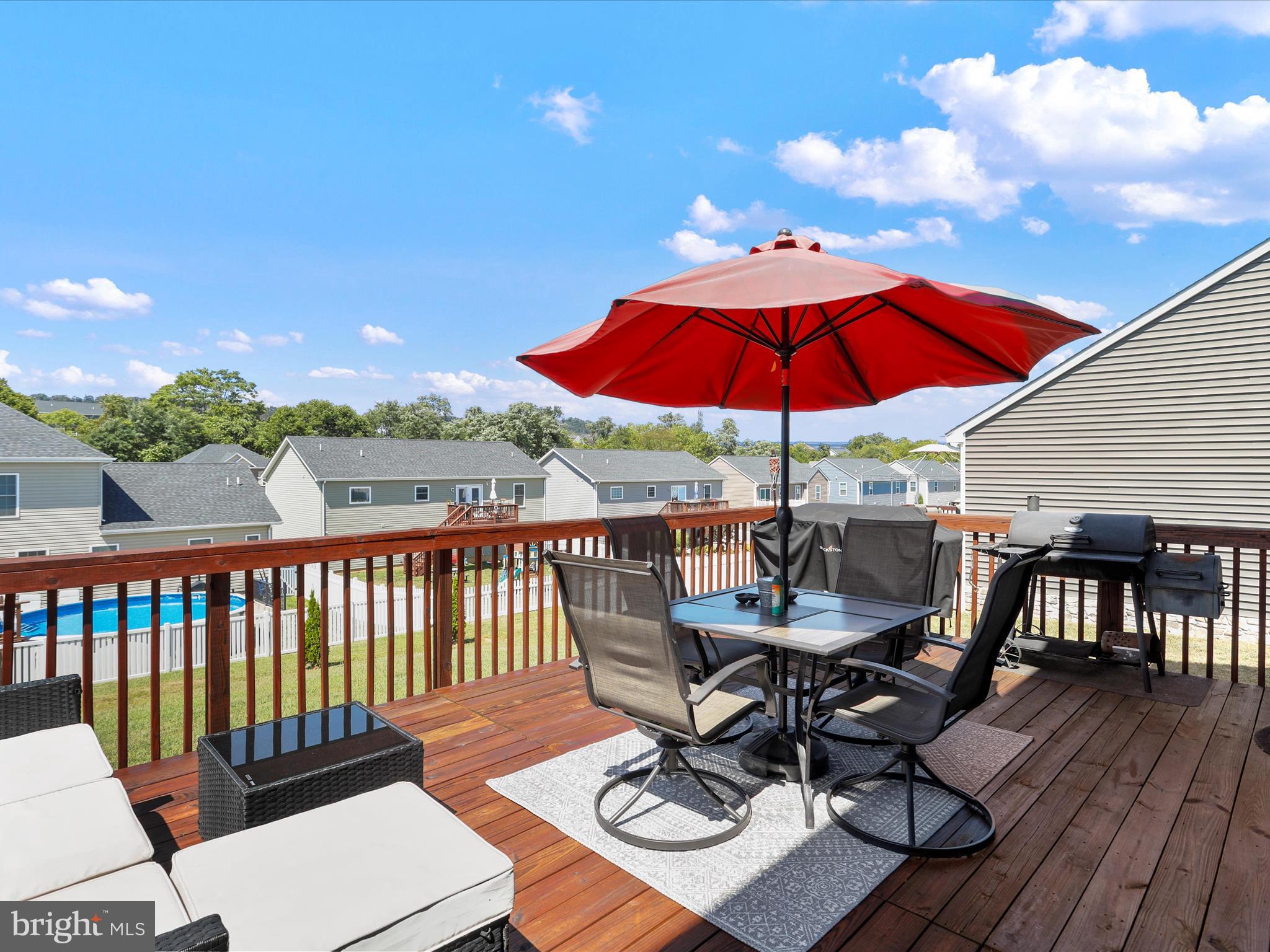 RED HILL - Residential