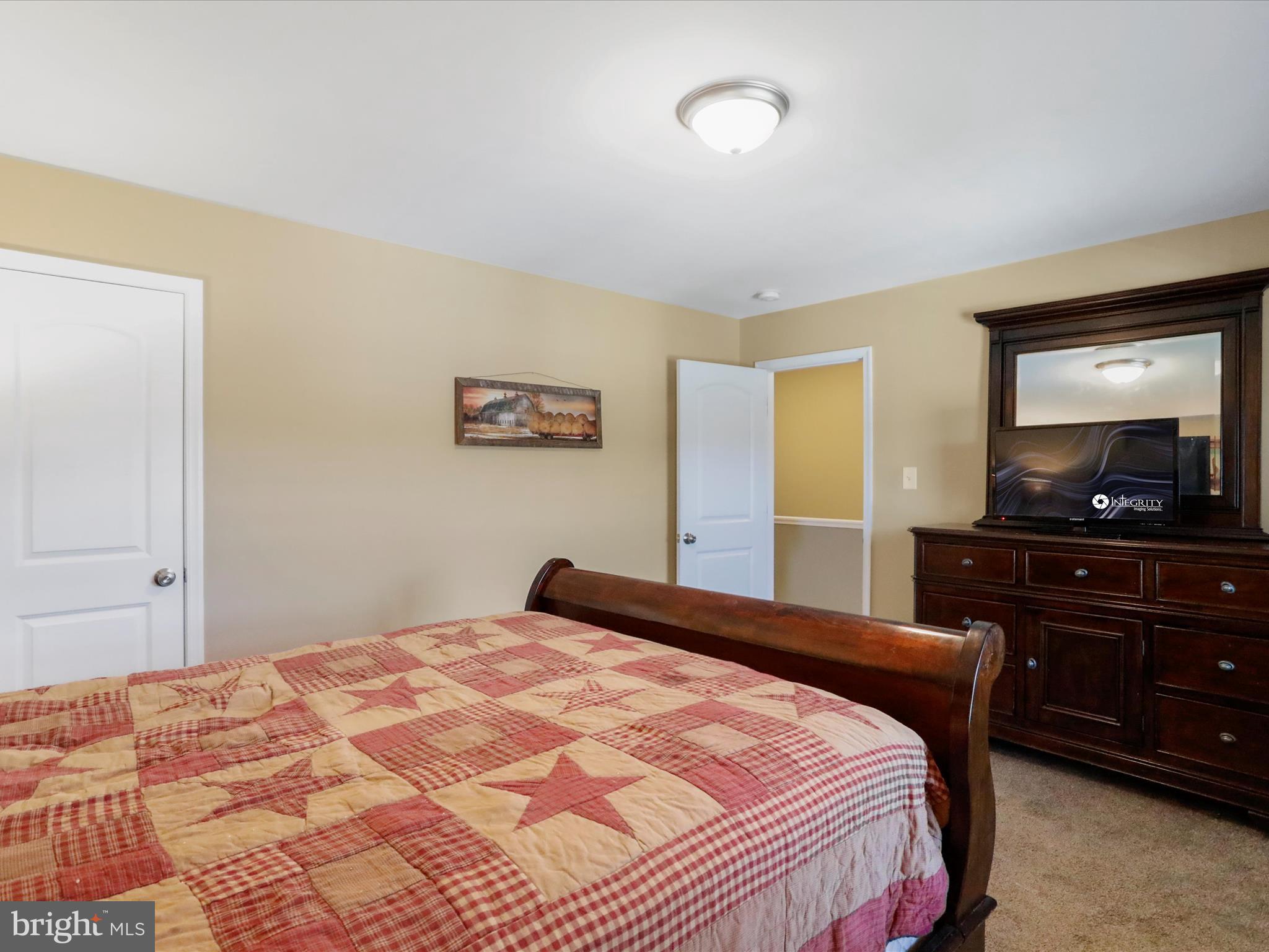 RED HILL - Residential