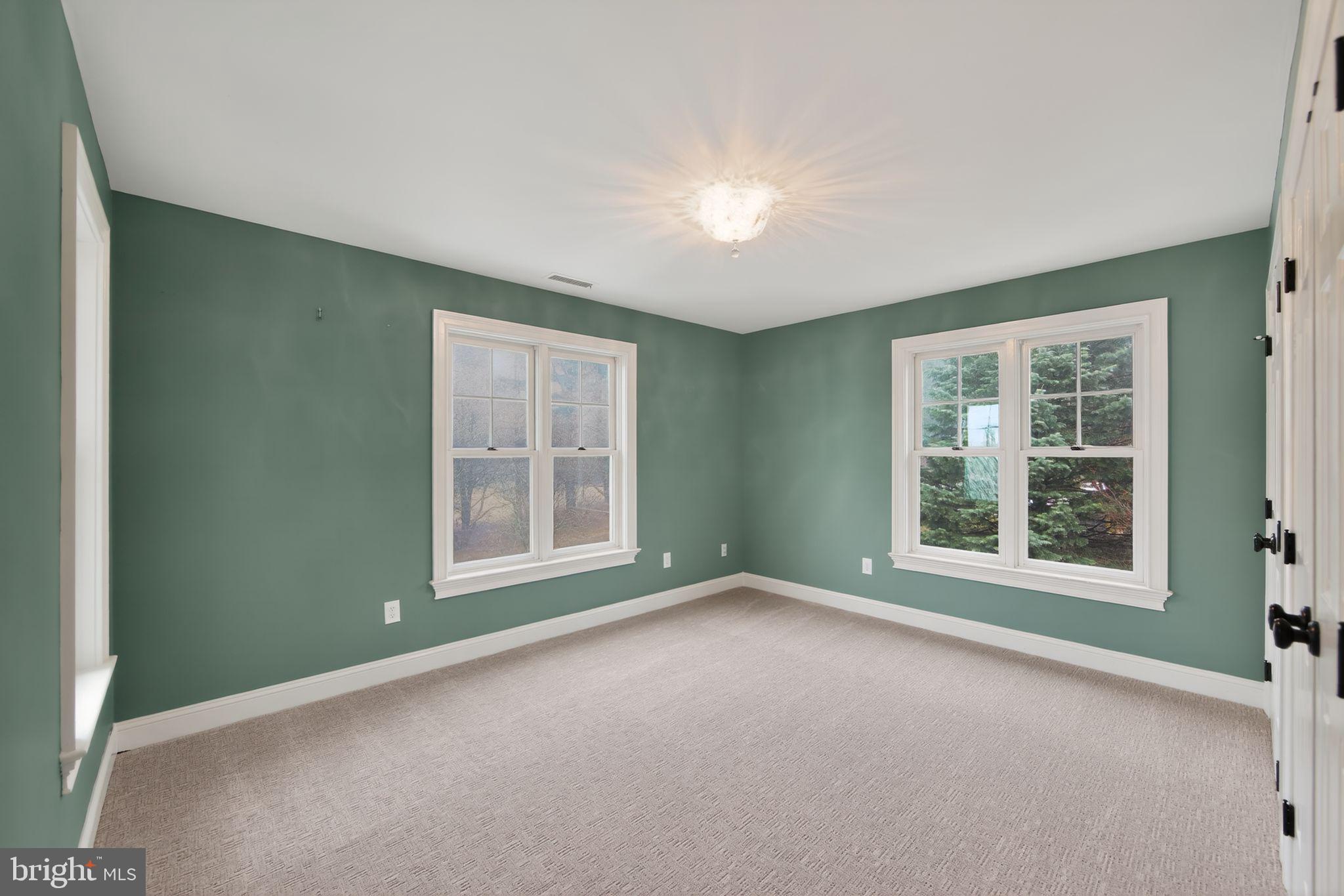 COTSWOLD ESTATES - Residential