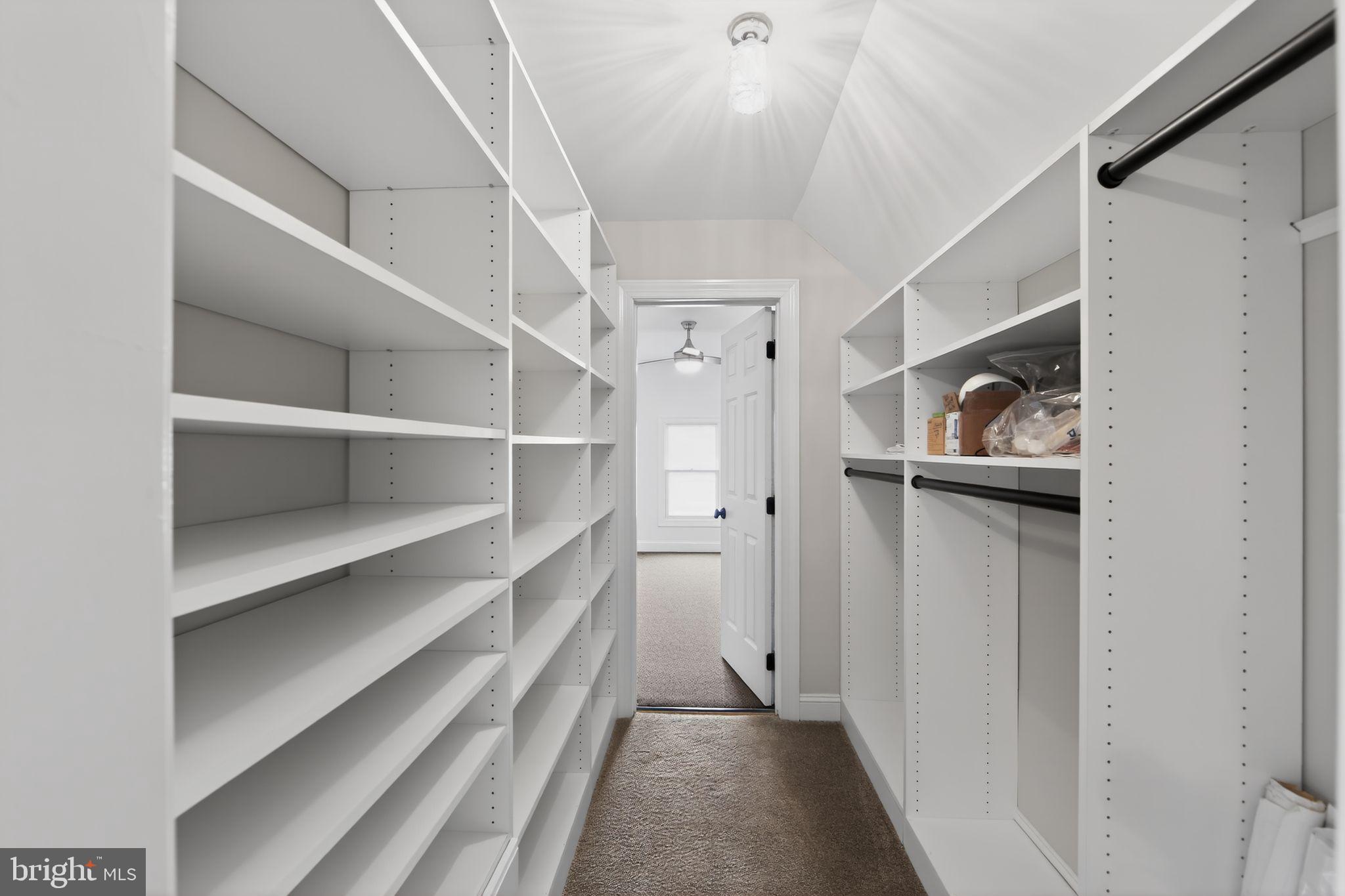 COTSWOLD ESTATES - Residential