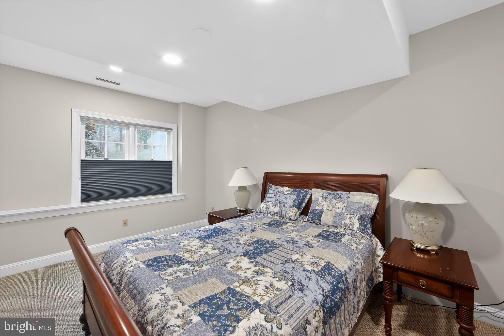 COTSWOLD ESTATES - Residential