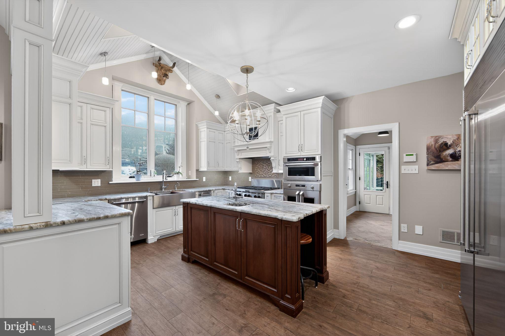 COTSWOLD ESTATES - Residential