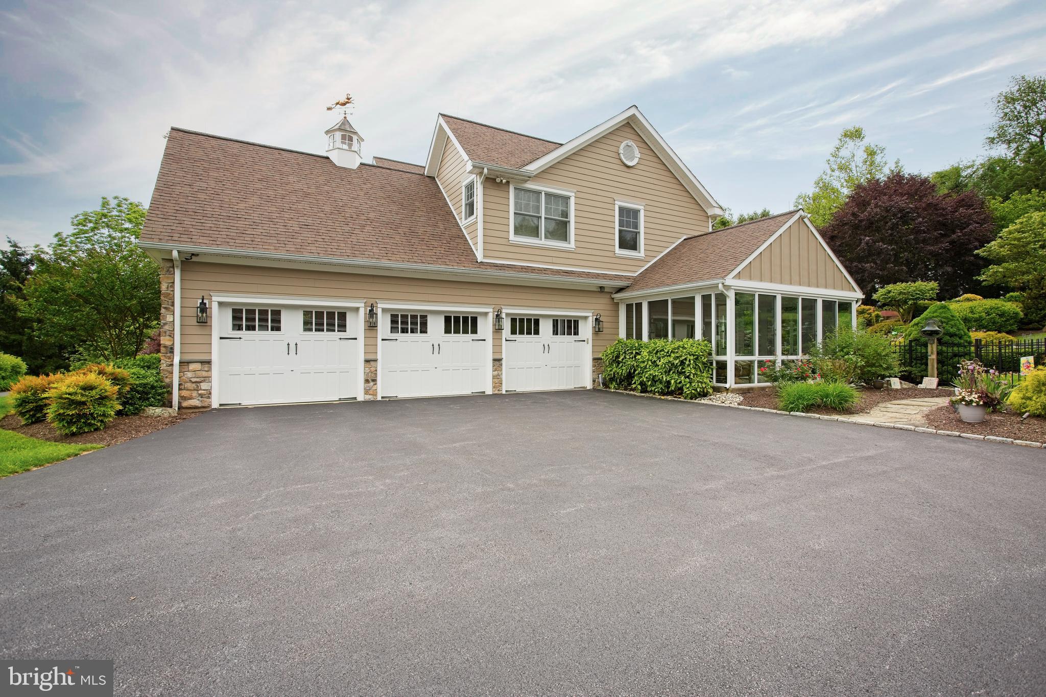 COTSWOLD ESTATES - Residential