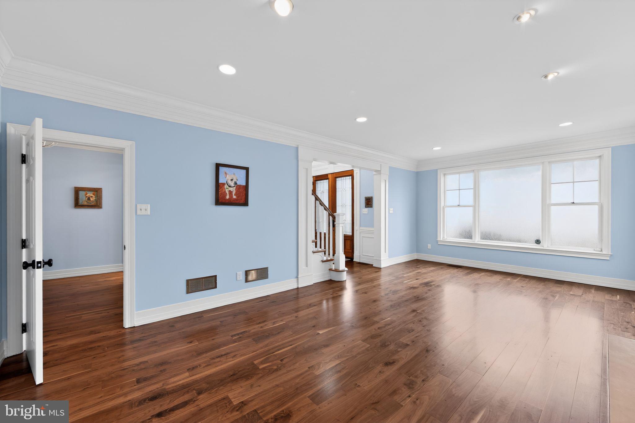 COTSWOLD ESTATES - Residential