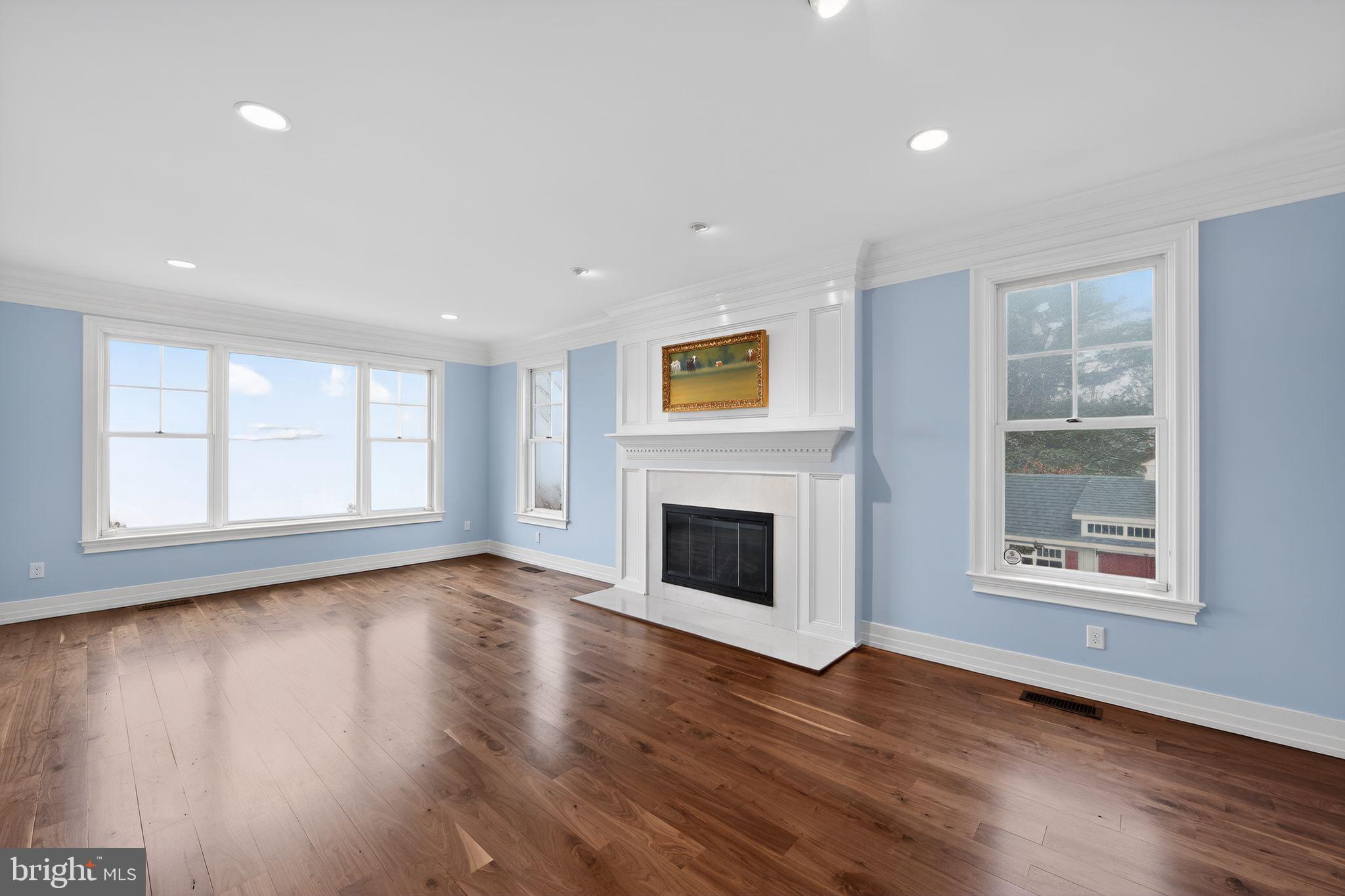 COTSWOLD ESTATES - Residential