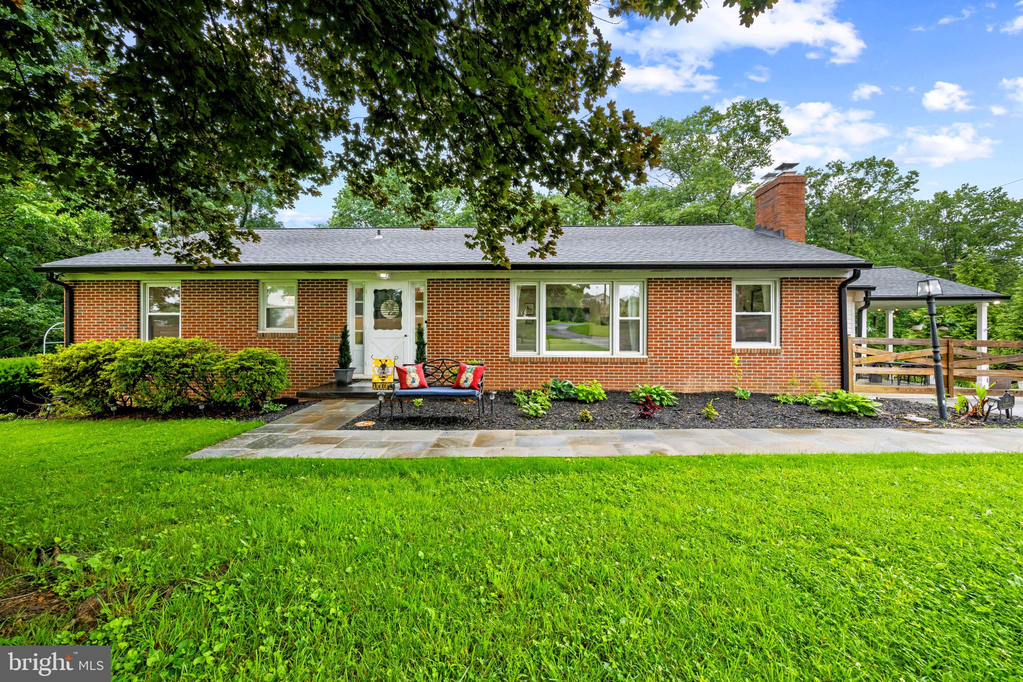 4526 OLD WASHINGTON ROAD