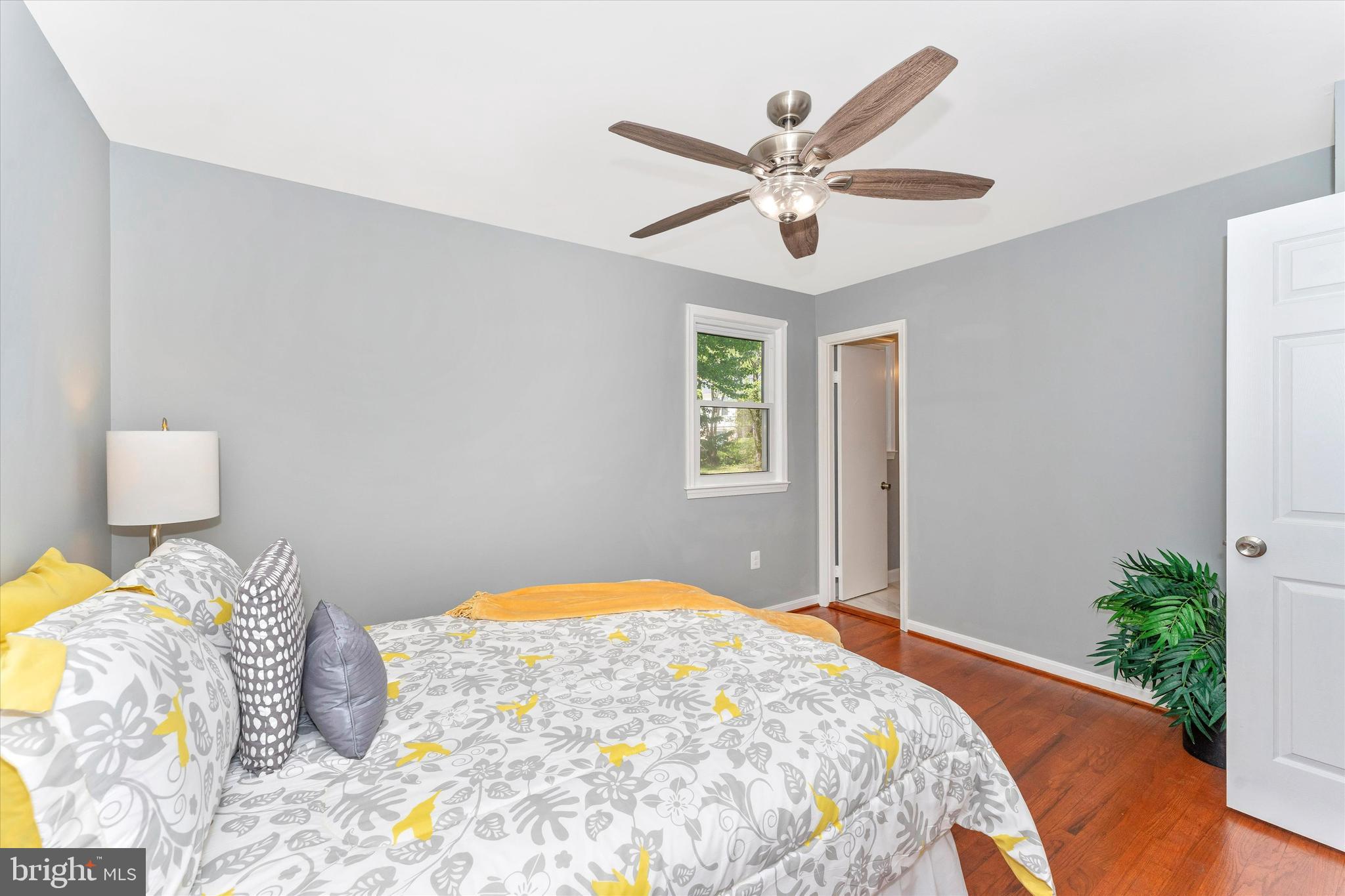 MELWOOD MANOR PLAT TWO> - Residential