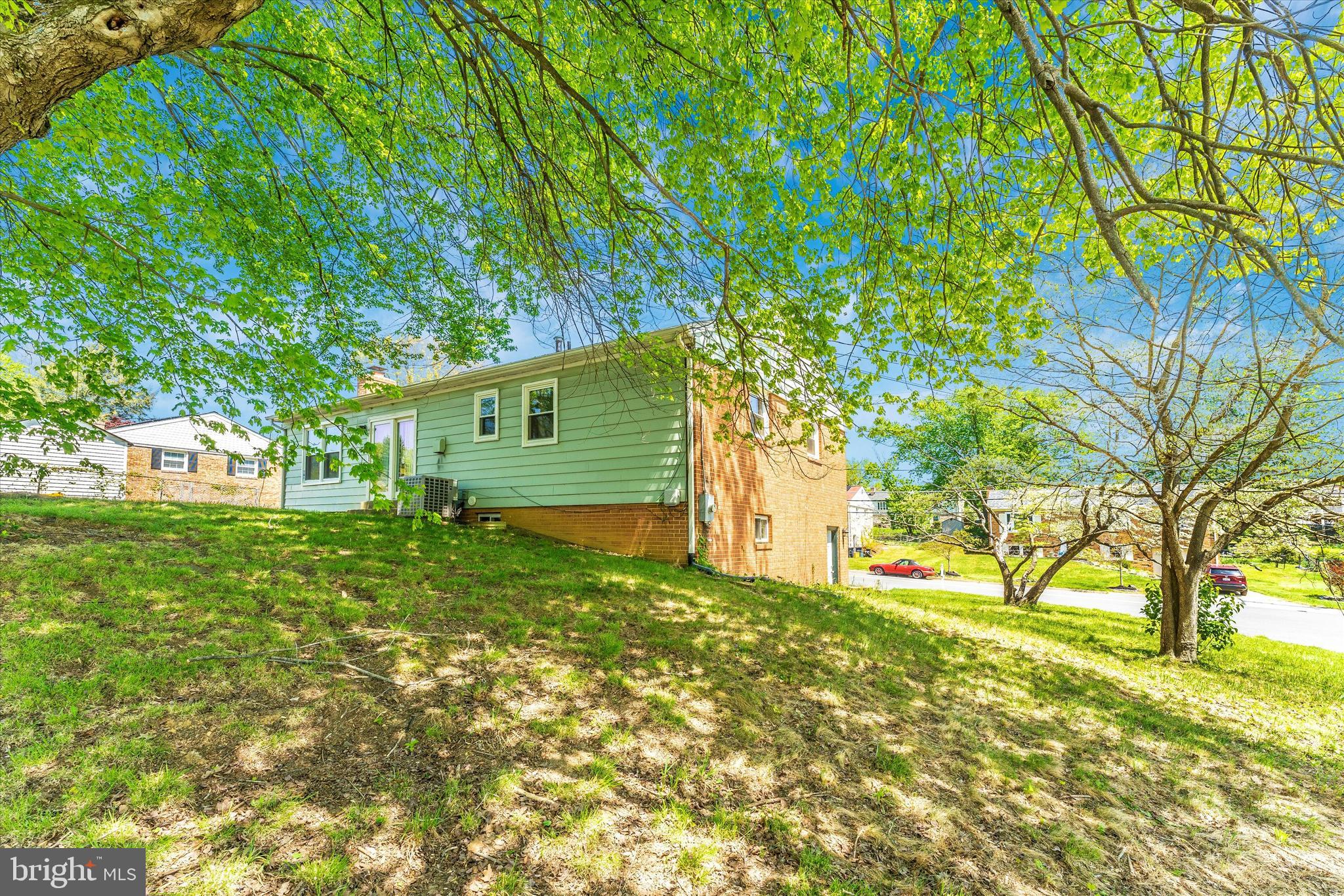 MELWOOD MANOR PLAT TWO> - Residential