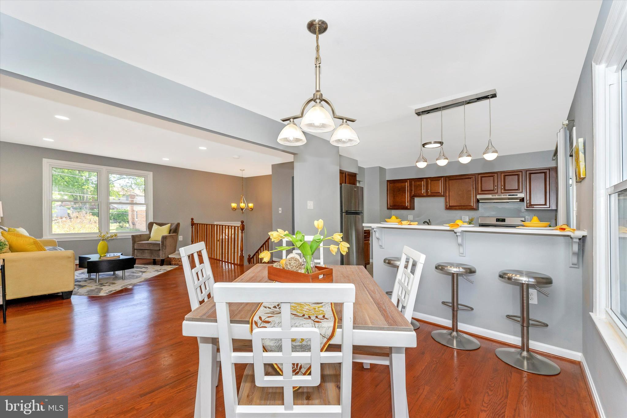 MELWOOD MANOR PLAT TWO> - Residential