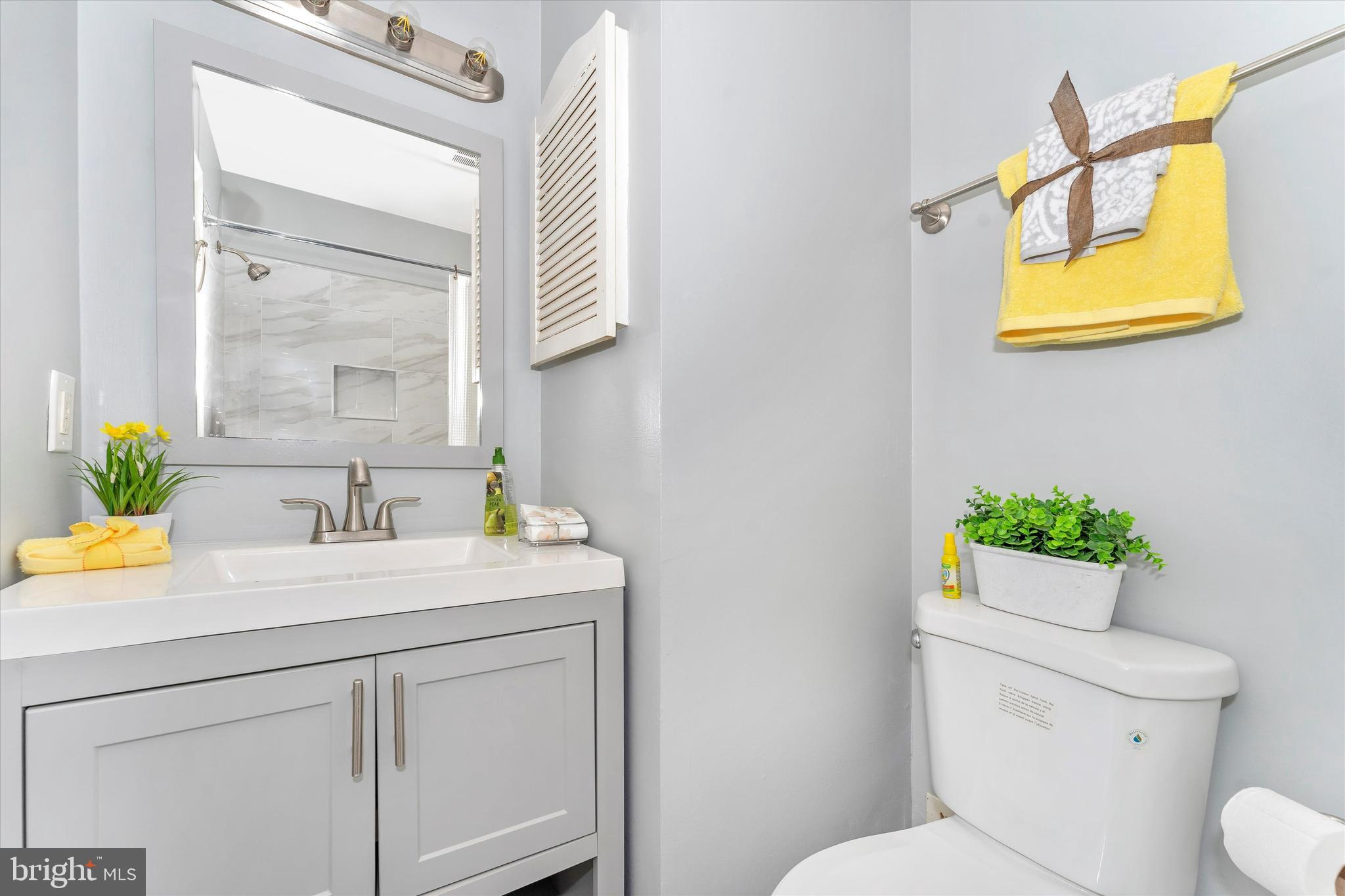 MELWOOD MANOR PLAT TWO> - Residential