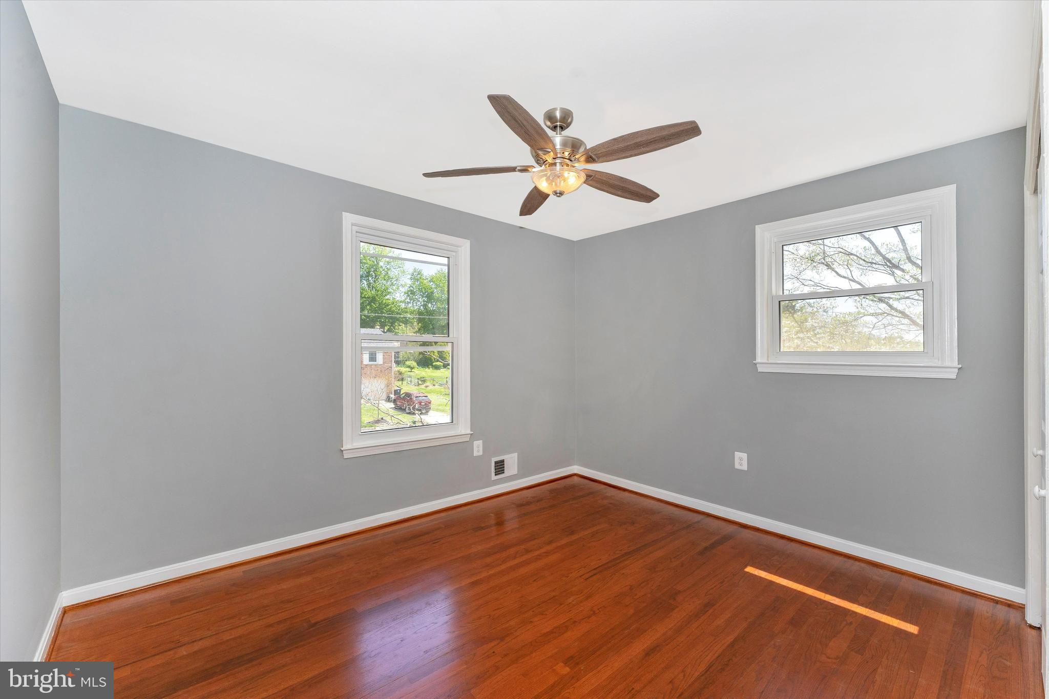 MELWOOD MANOR PLAT TWO> - Residential