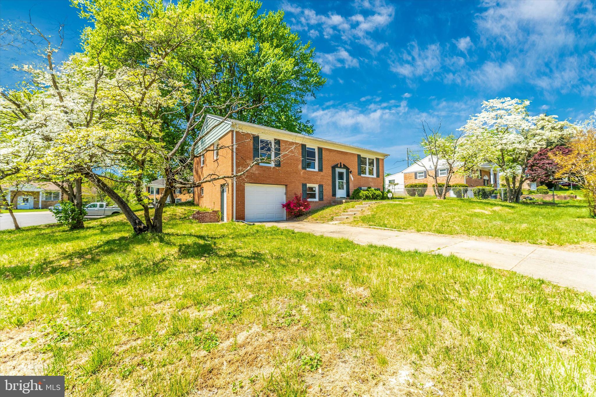 MELWOOD MANOR PLAT TWO> - Residential