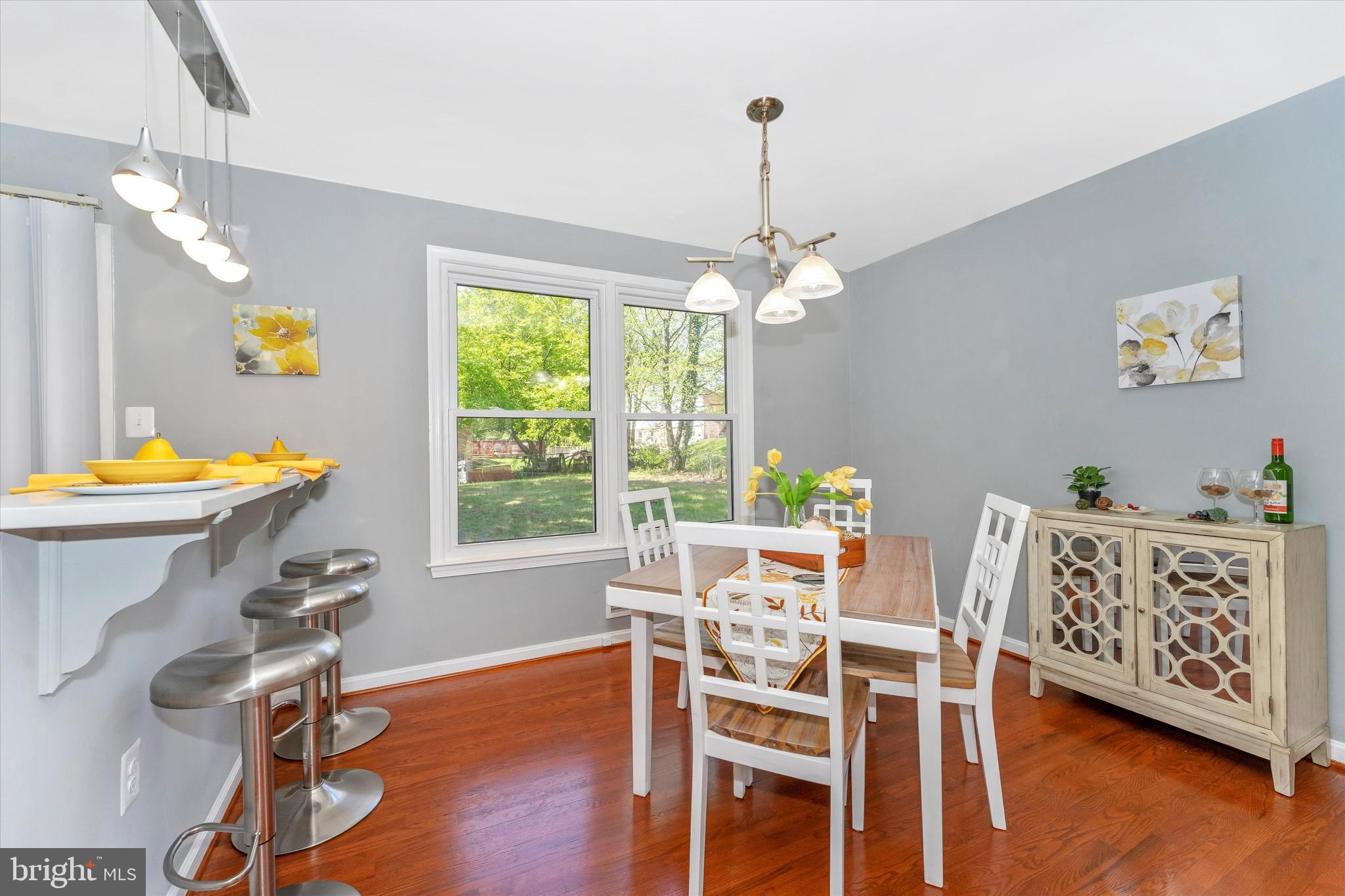 MELWOOD MANOR PLAT TWO> - Residential