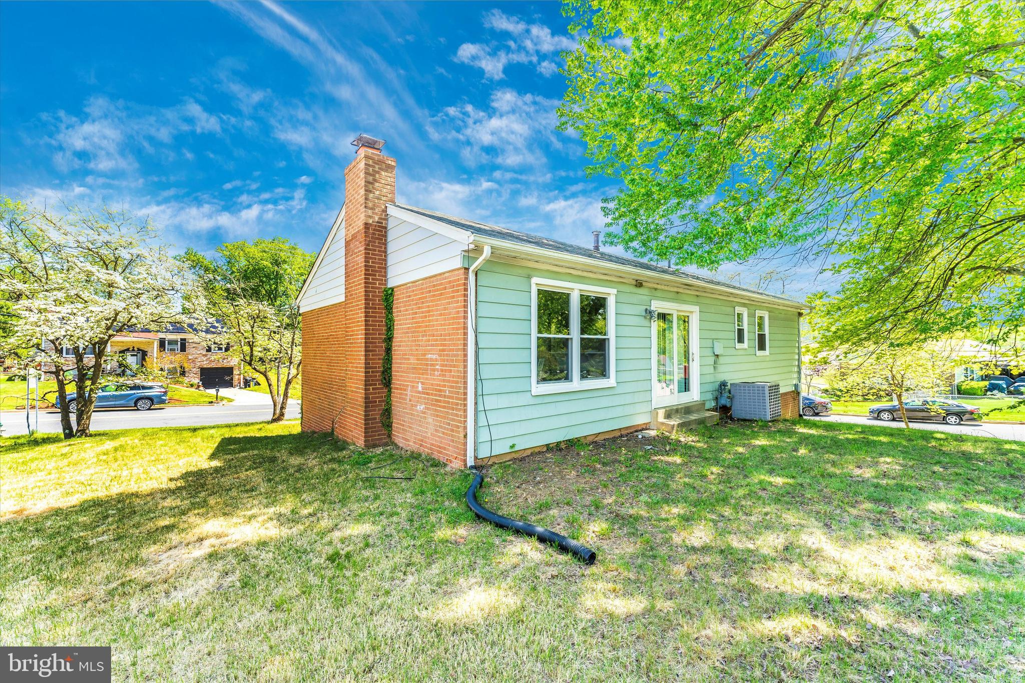 MELWOOD MANOR PLAT TWO> - Residential