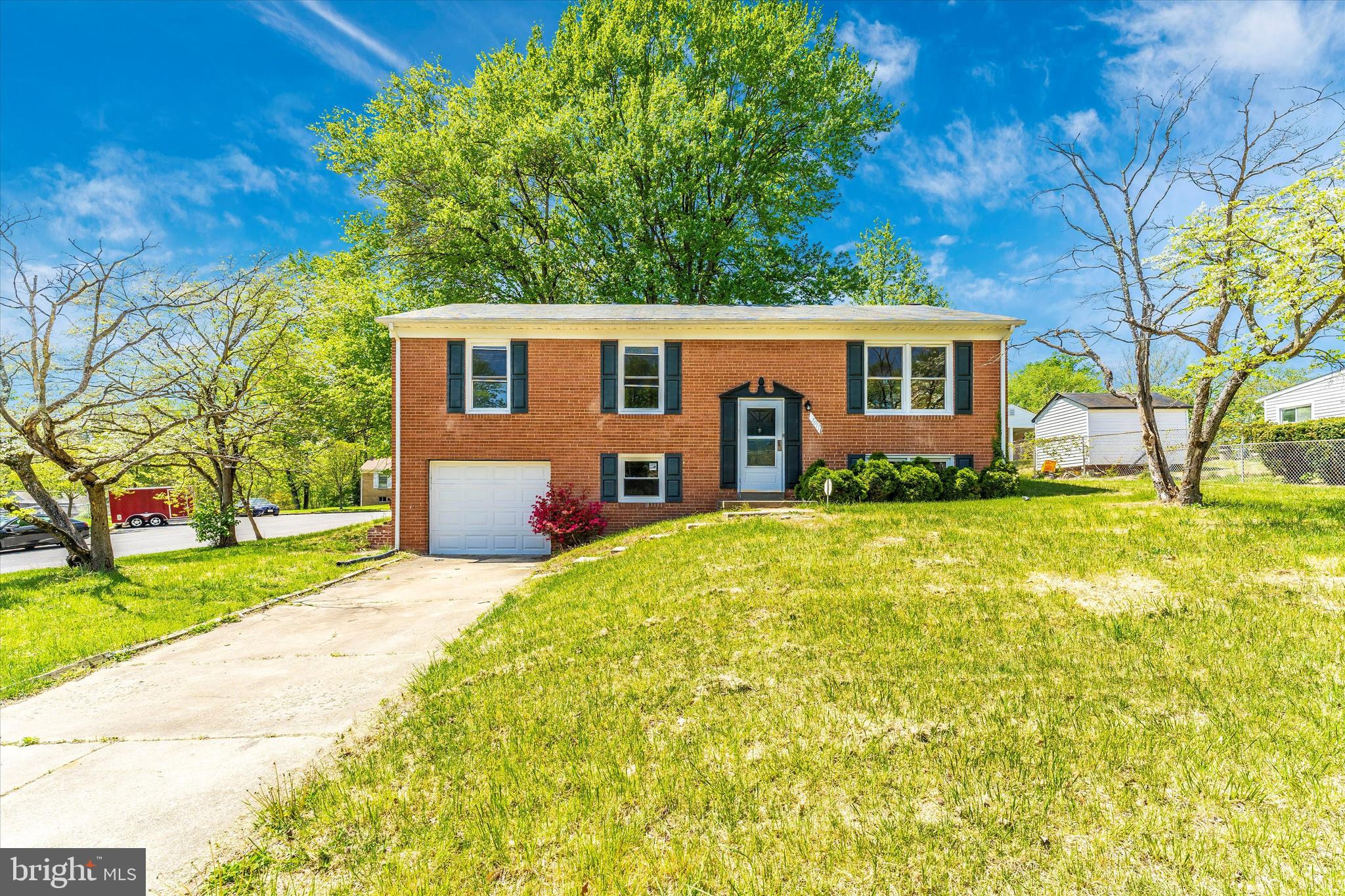 MELWOOD MANOR PLAT TWO> - Residential