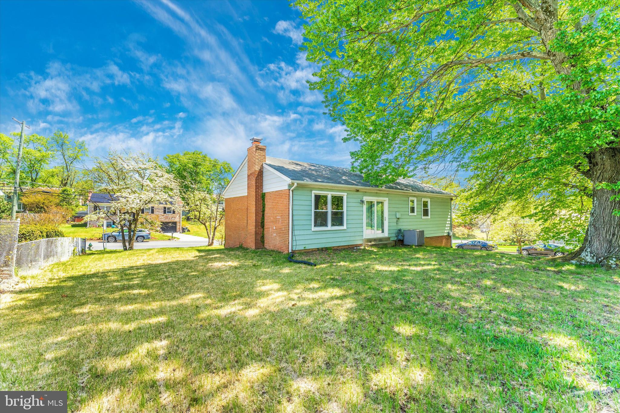 MELWOOD MANOR PLAT TWO> - Residential