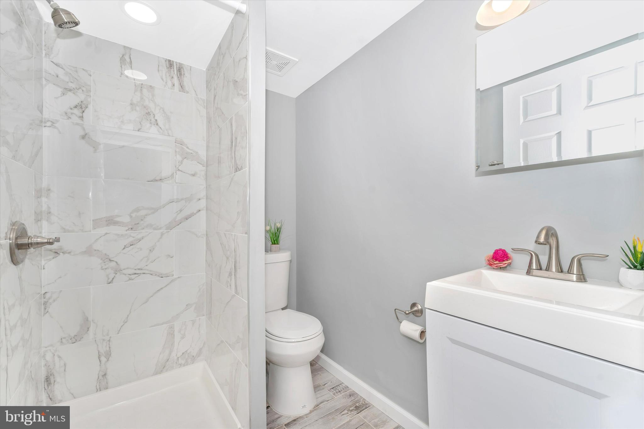 MELWOOD MANOR PLAT TWO> - Residential