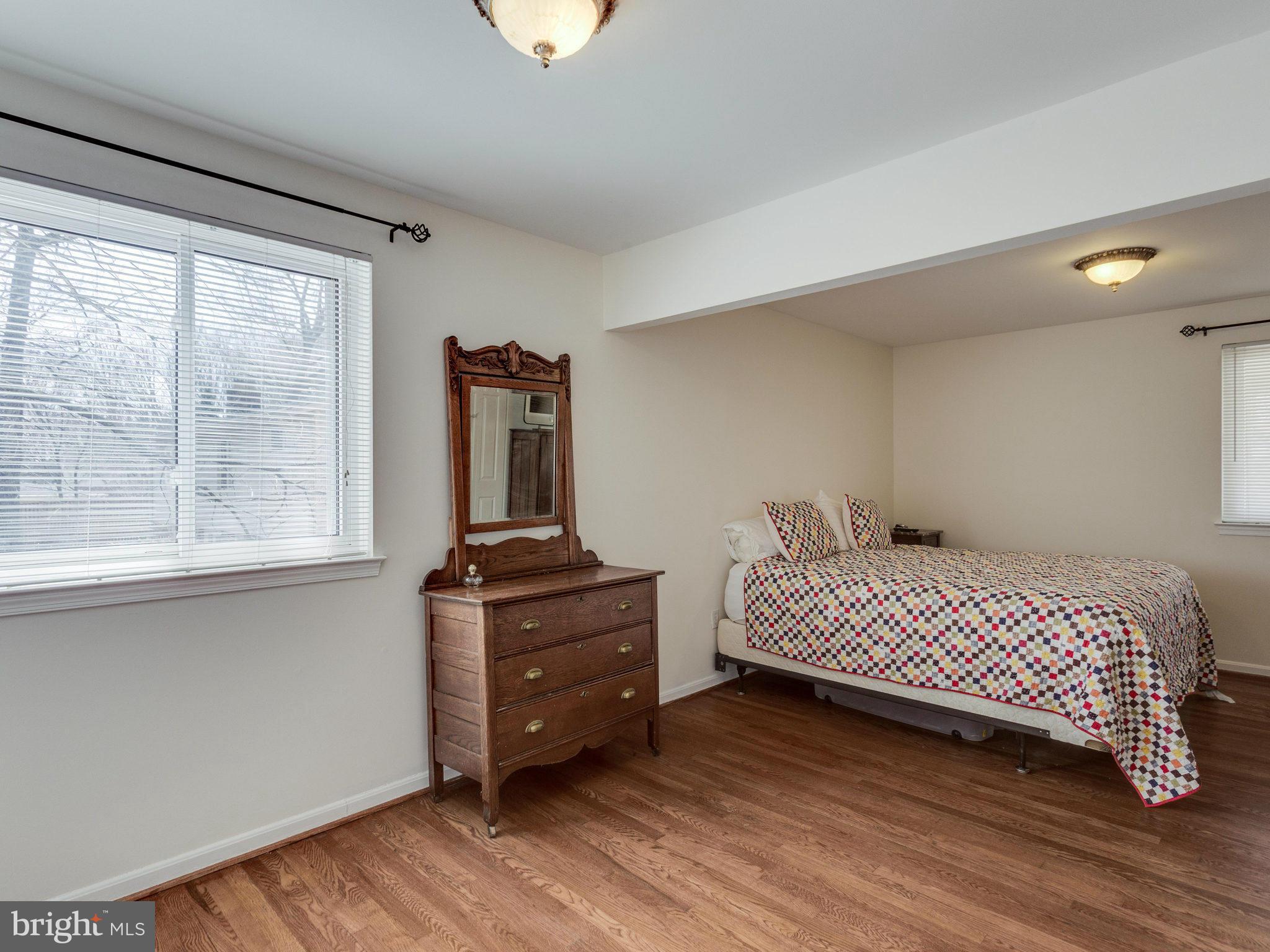 KINGS PARK WEST - Residential