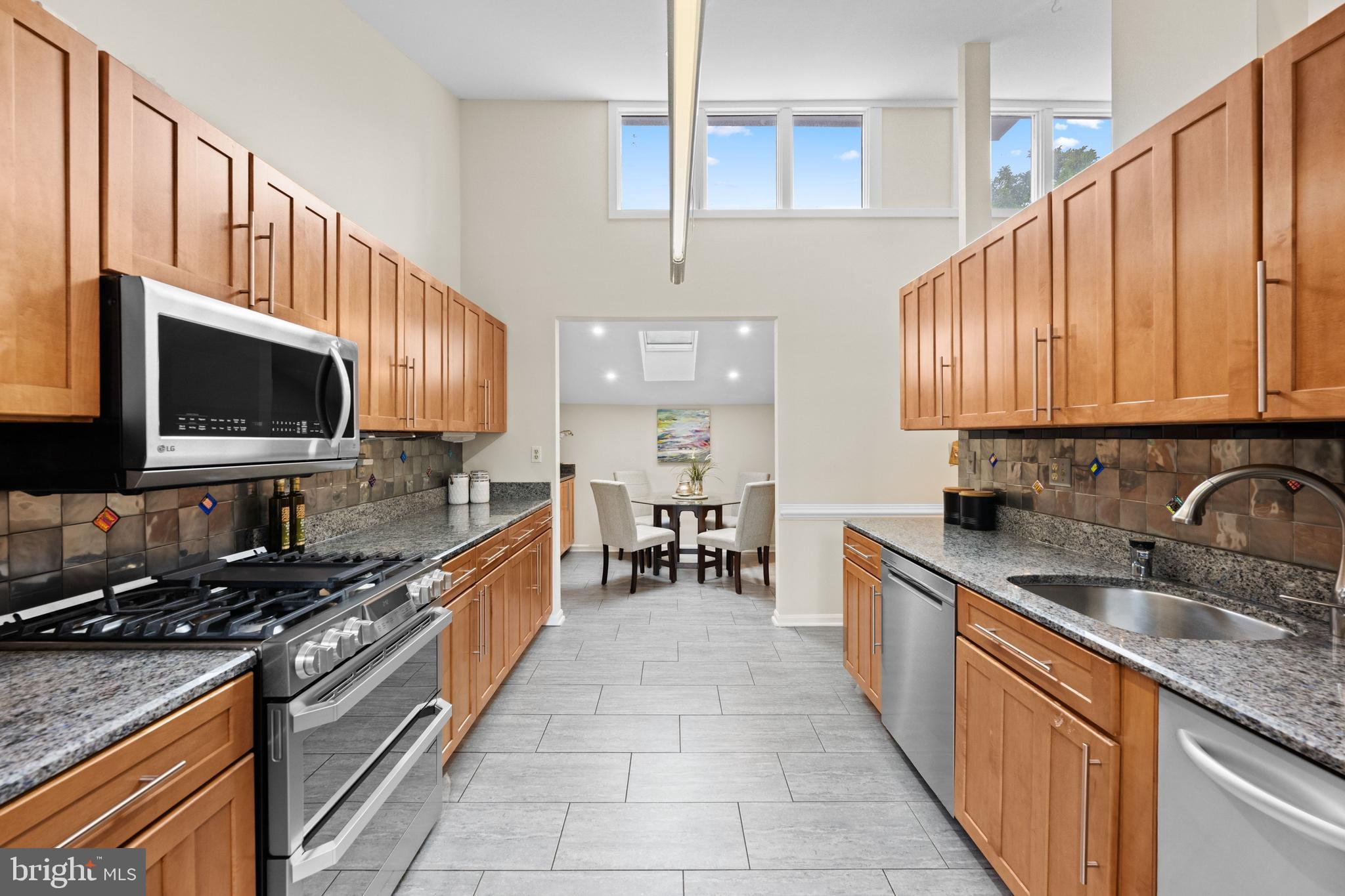 NORTH CLEVELAND PARK - Residential