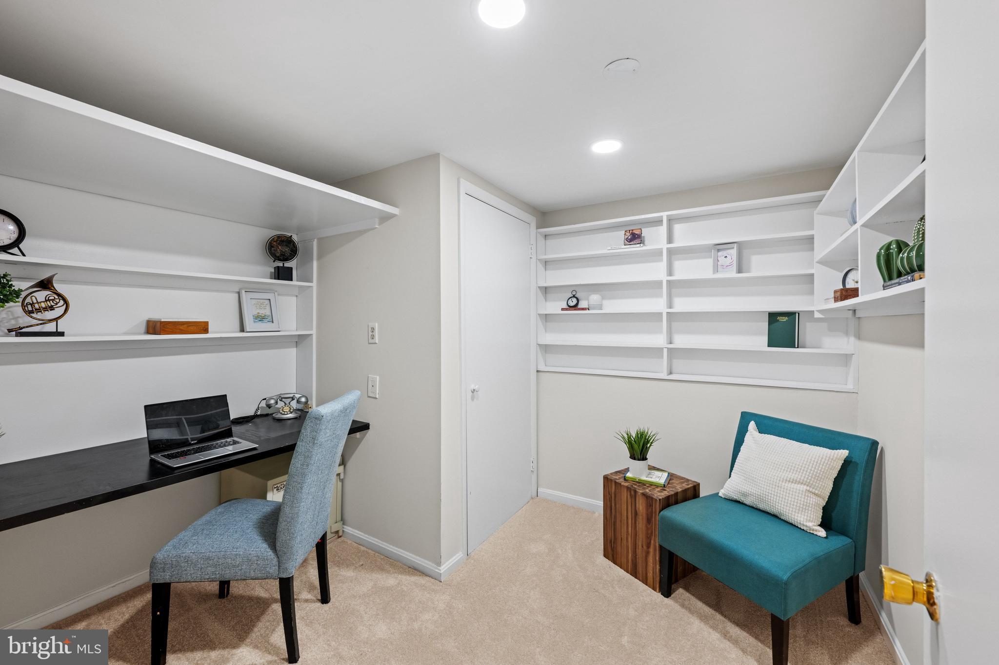 NORTH CLEVELAND PARK - Residential