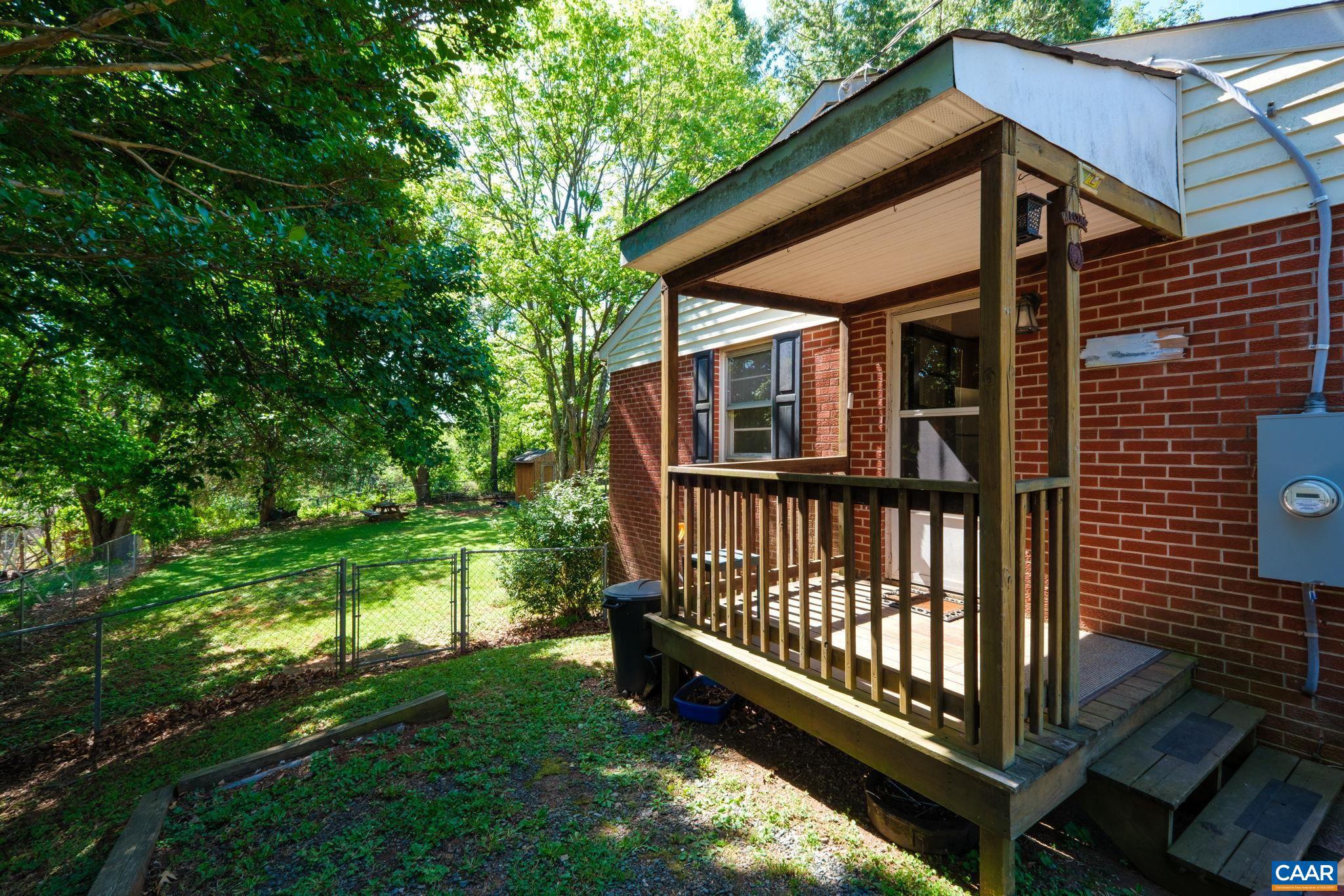 LOCUST LANE - Residential
