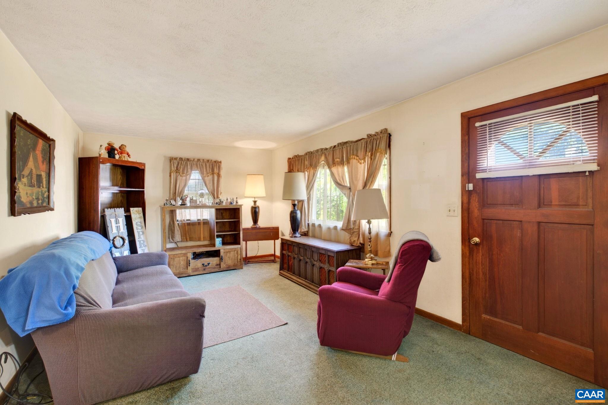 LOCUST LANE - Residential