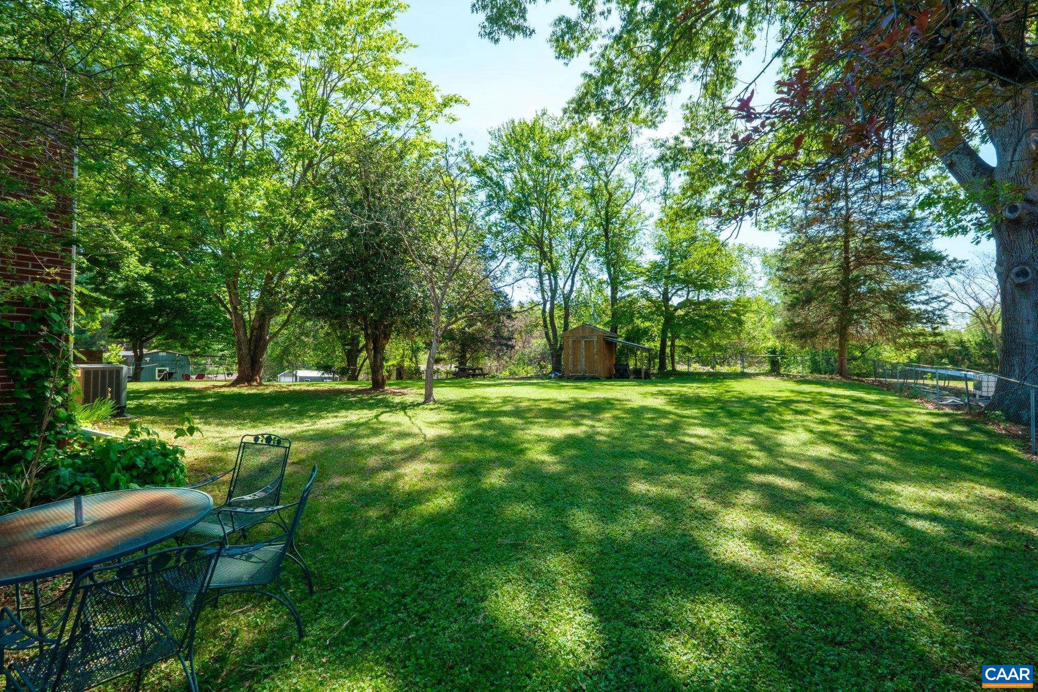 LOCUST LANE - Residential