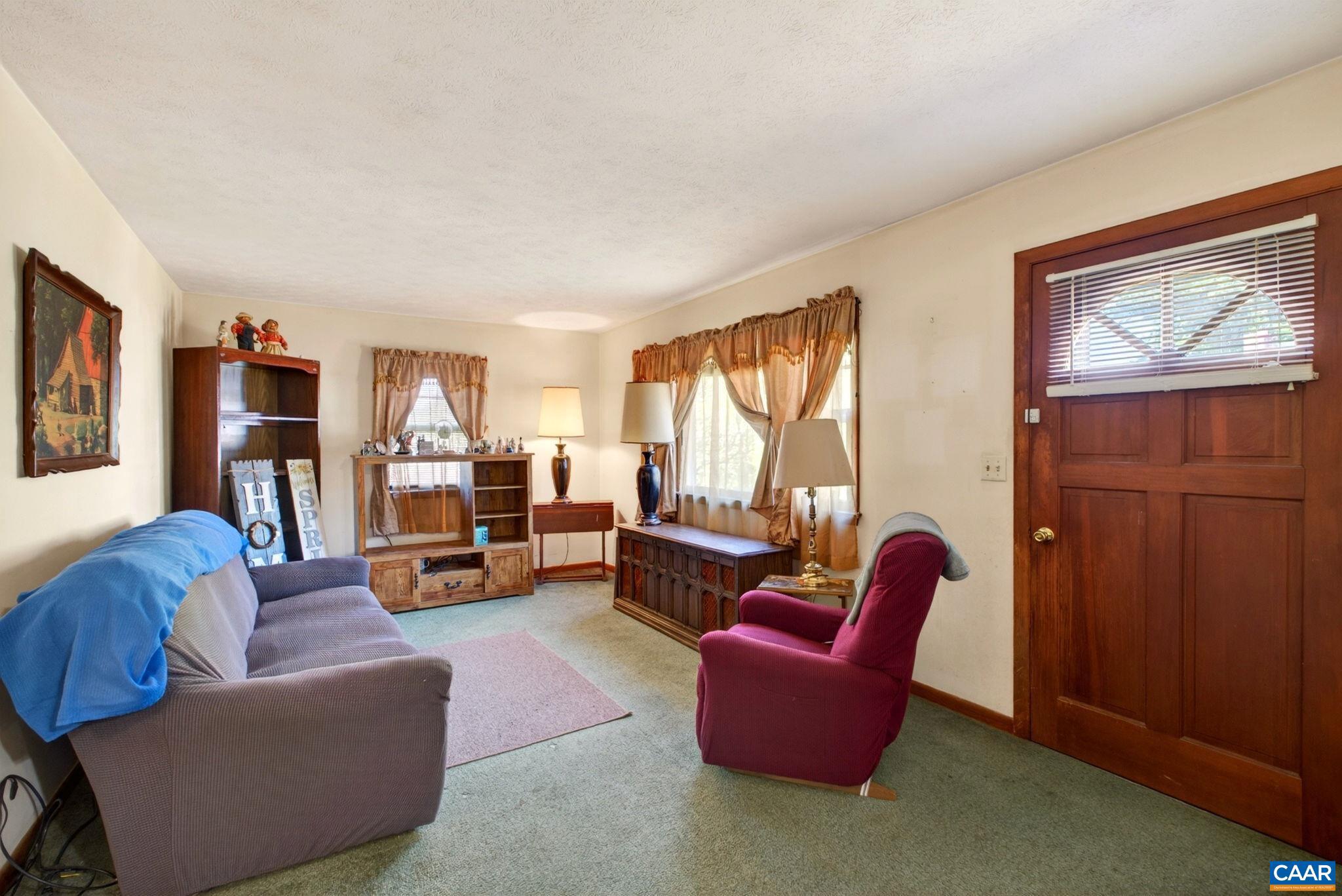 LOCUST LANE - Residential