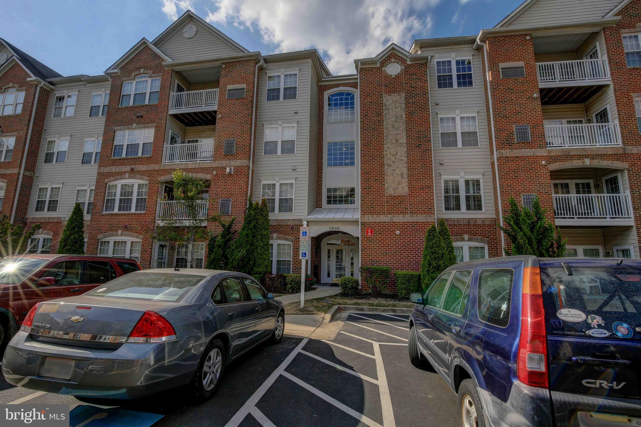 EDEN BROOK - Residential