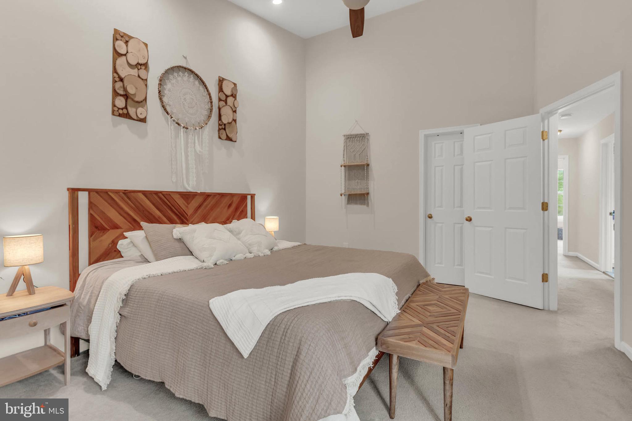 RIVER OAKS - Residential Lease