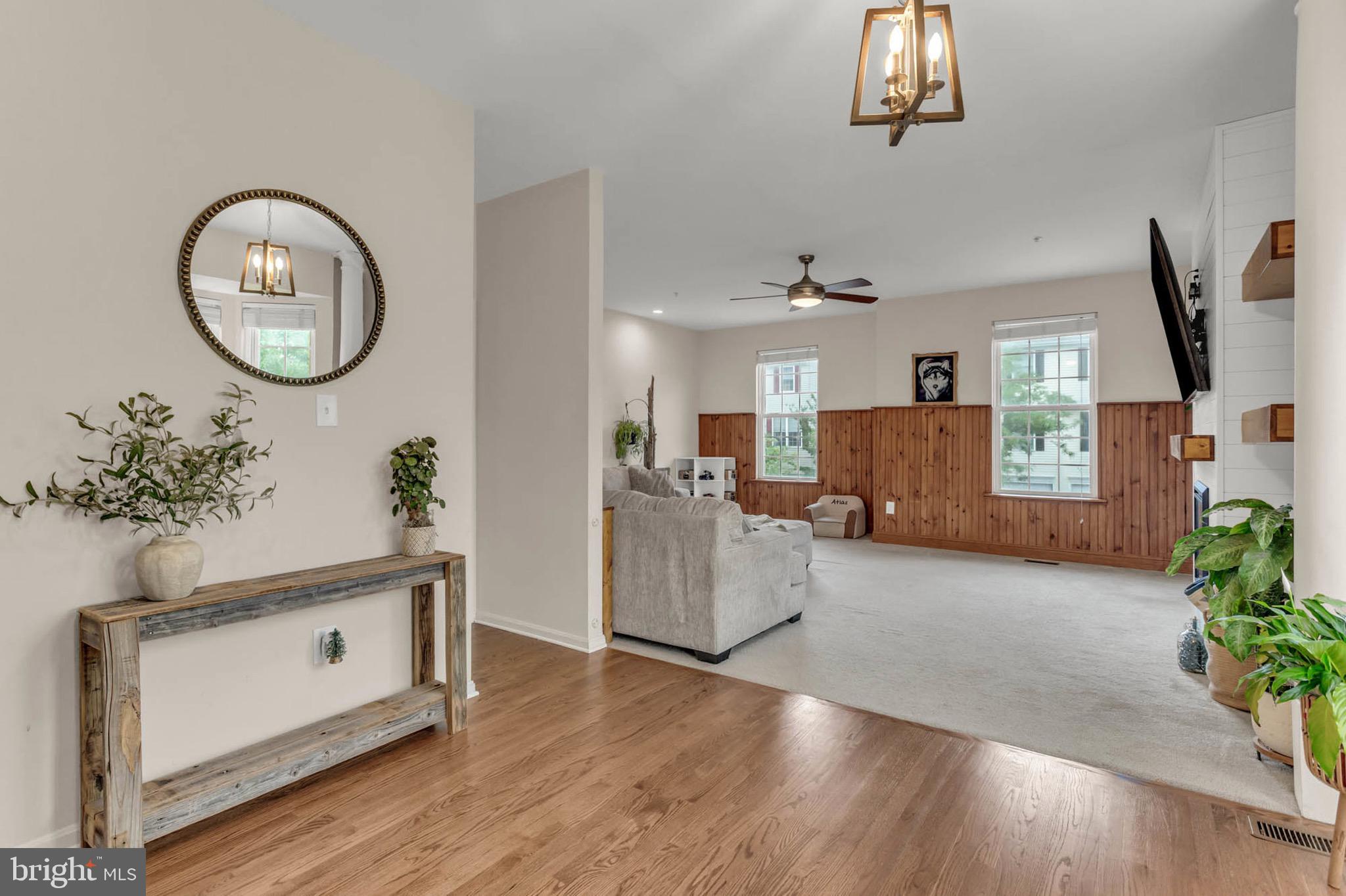 RIVER OAKS - Residential Lease