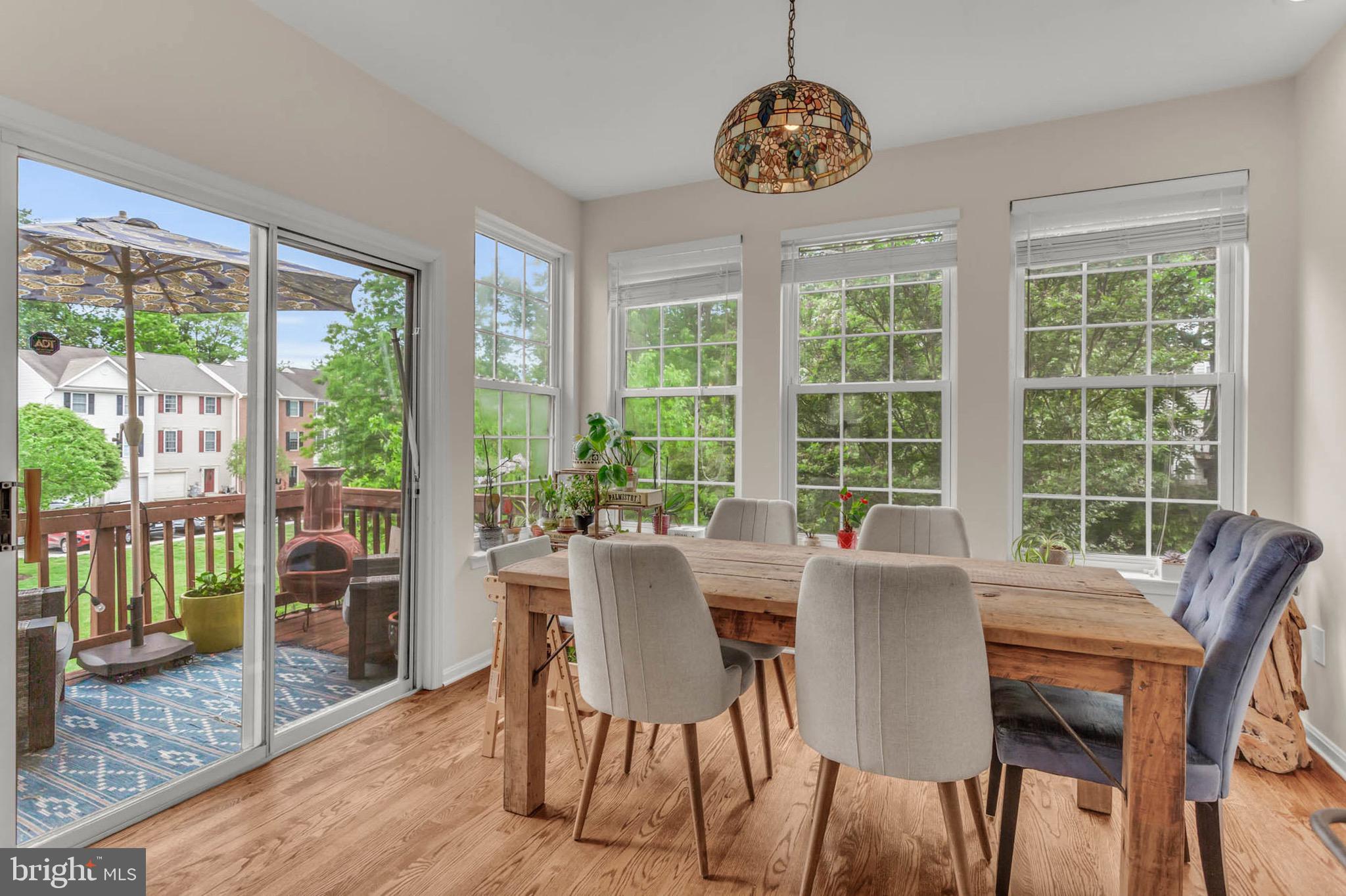 RIVER OAKS - Residential Lease