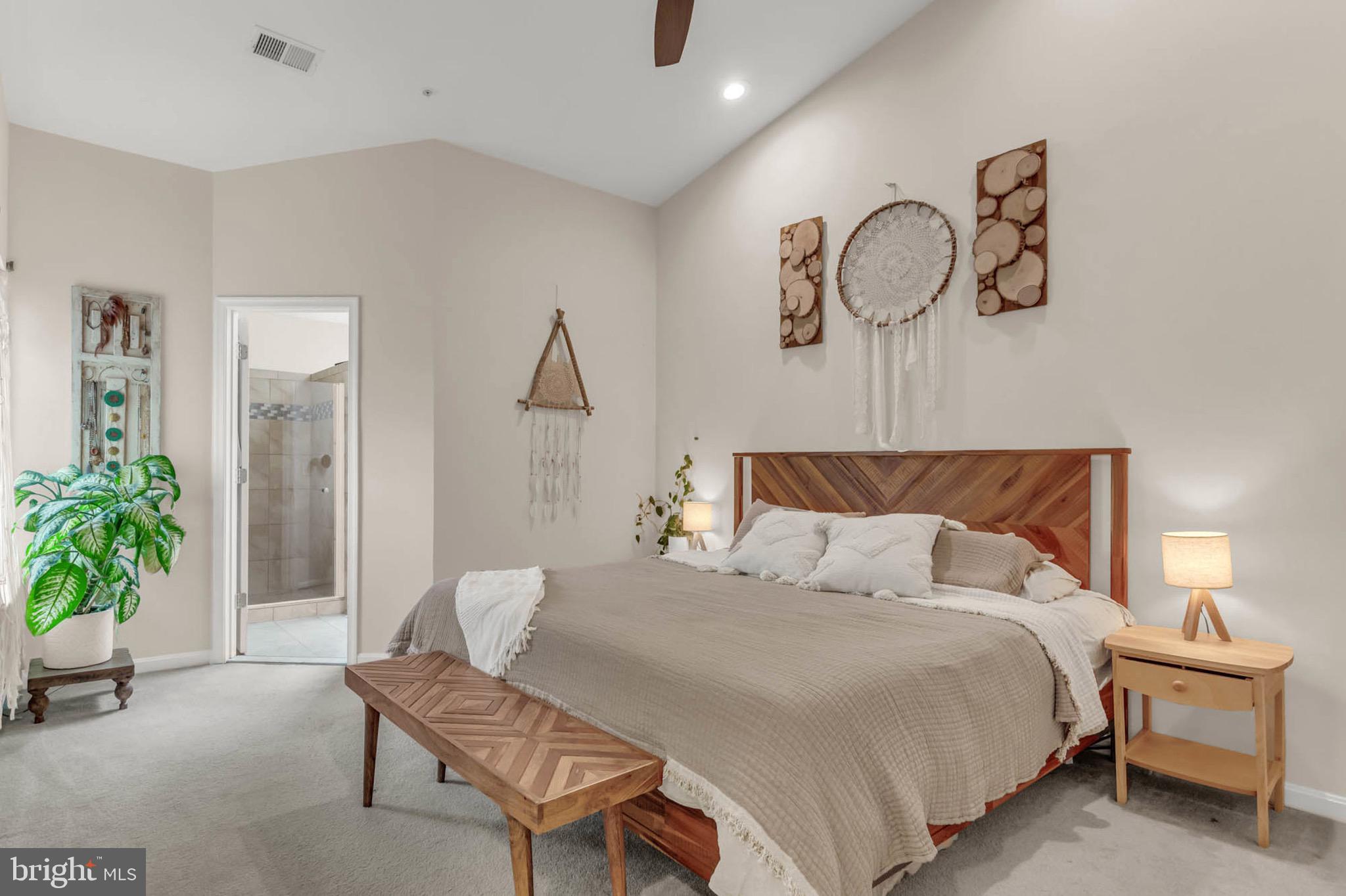 RIVER OAKS - Residential Lease