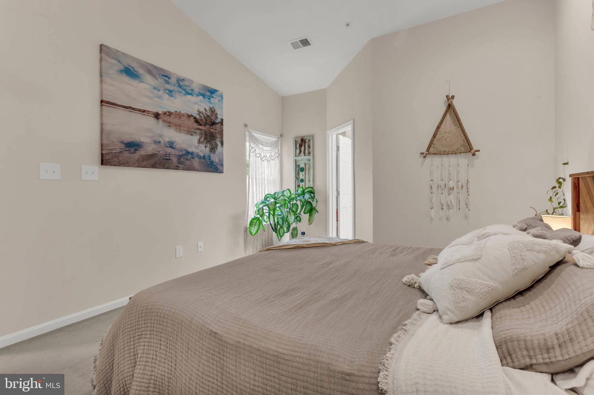 RIVER OAKS - Residential Lease