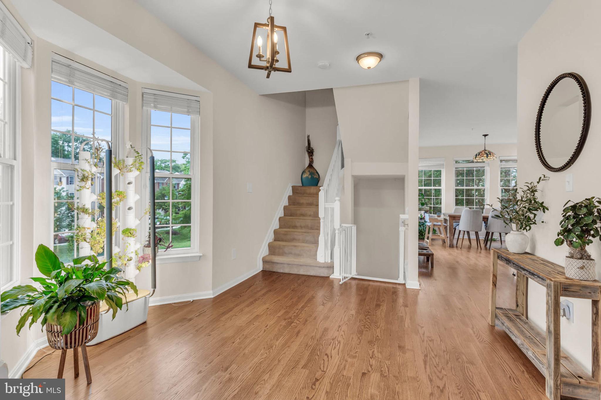 RIVER OAKS - Residential Lease