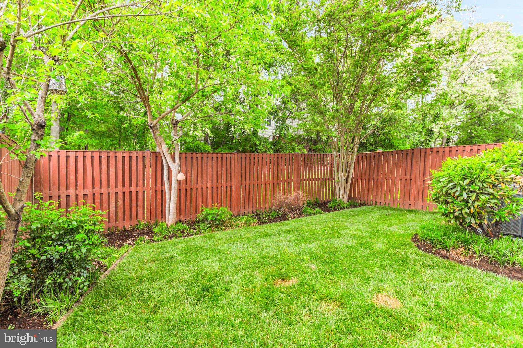 RIVER OAKS - Residential Lease