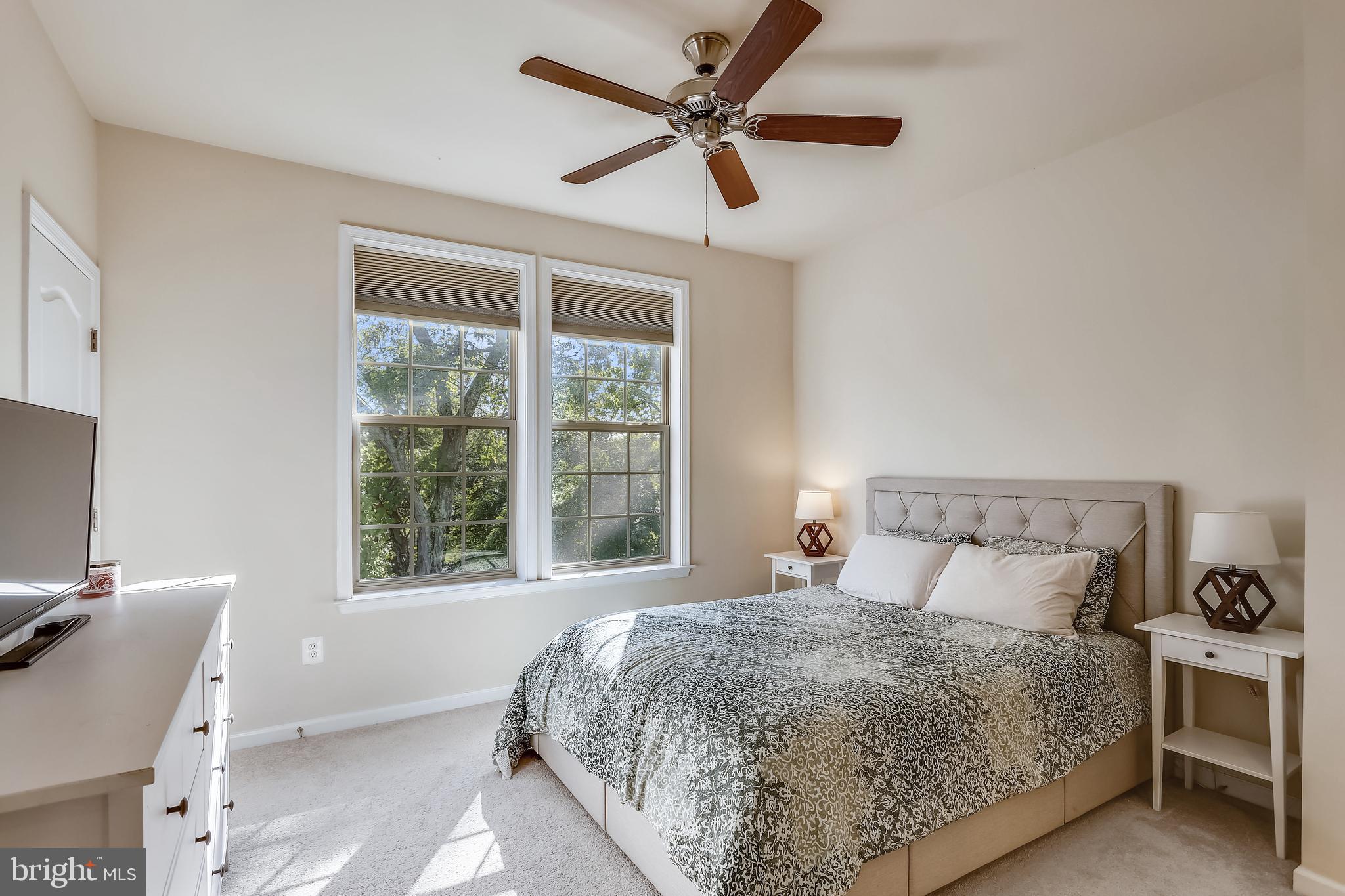 SEVERN HOLLOW - Residential