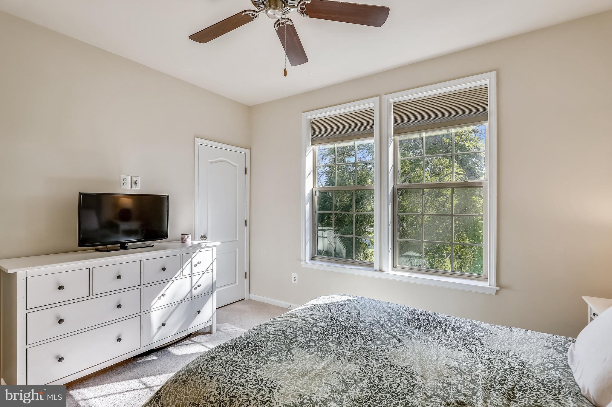 SEVERN HOLLOW - Residential