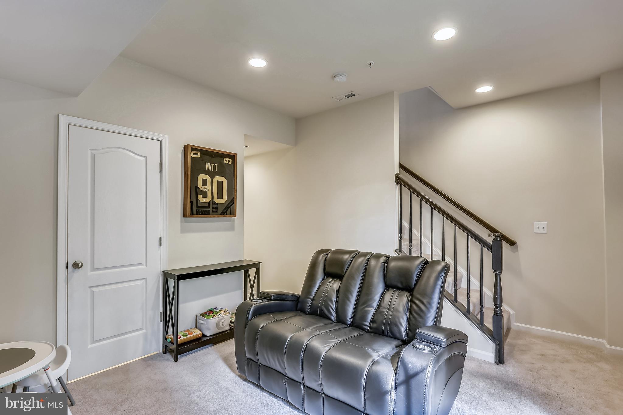 SEVERN HOLLOW - Residential