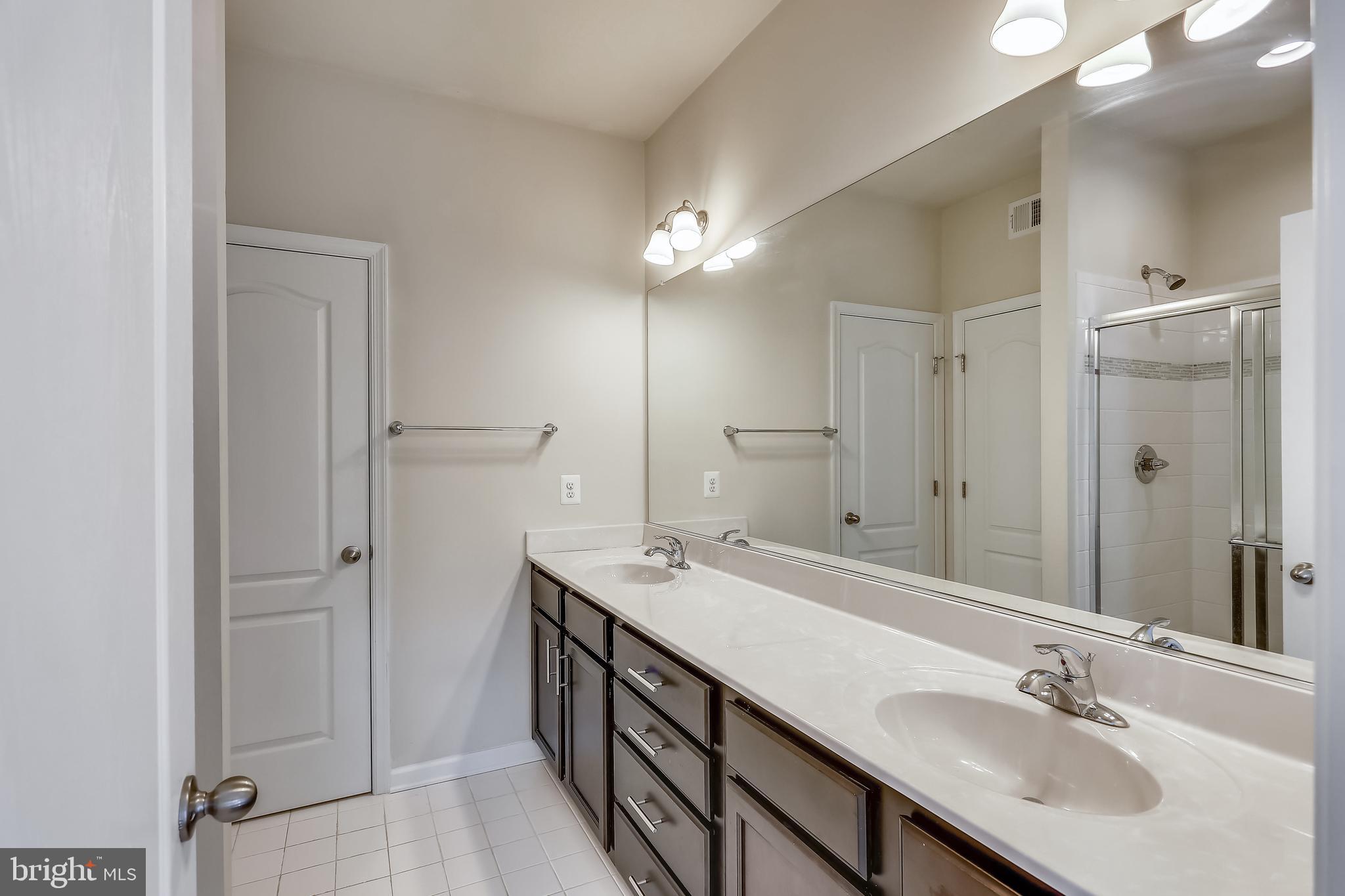 SEVERN HOLLOW - Residential