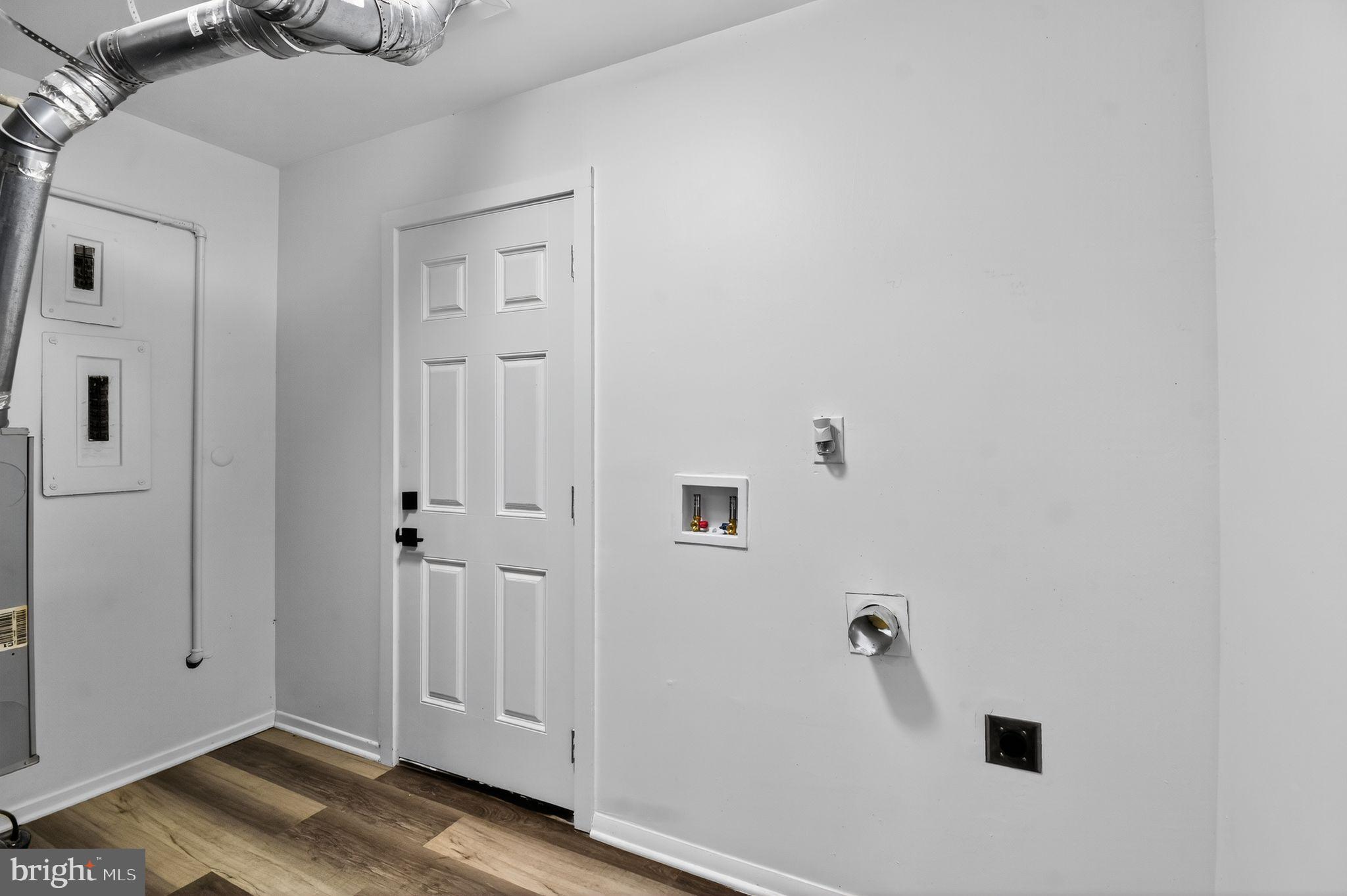 SOMERSET AT BELAIR - Residential