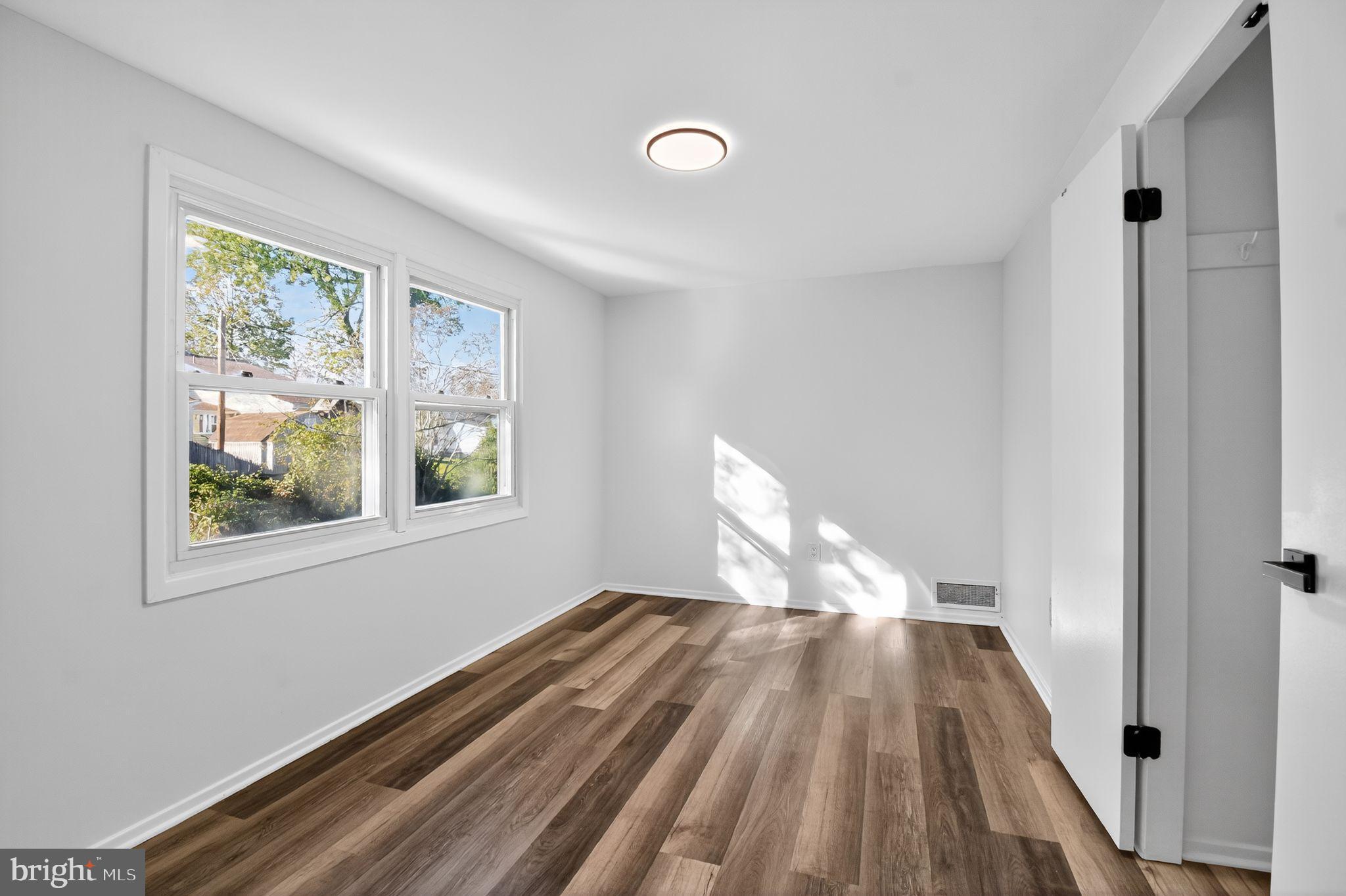 SOMERSET AT BELAIR - Residential