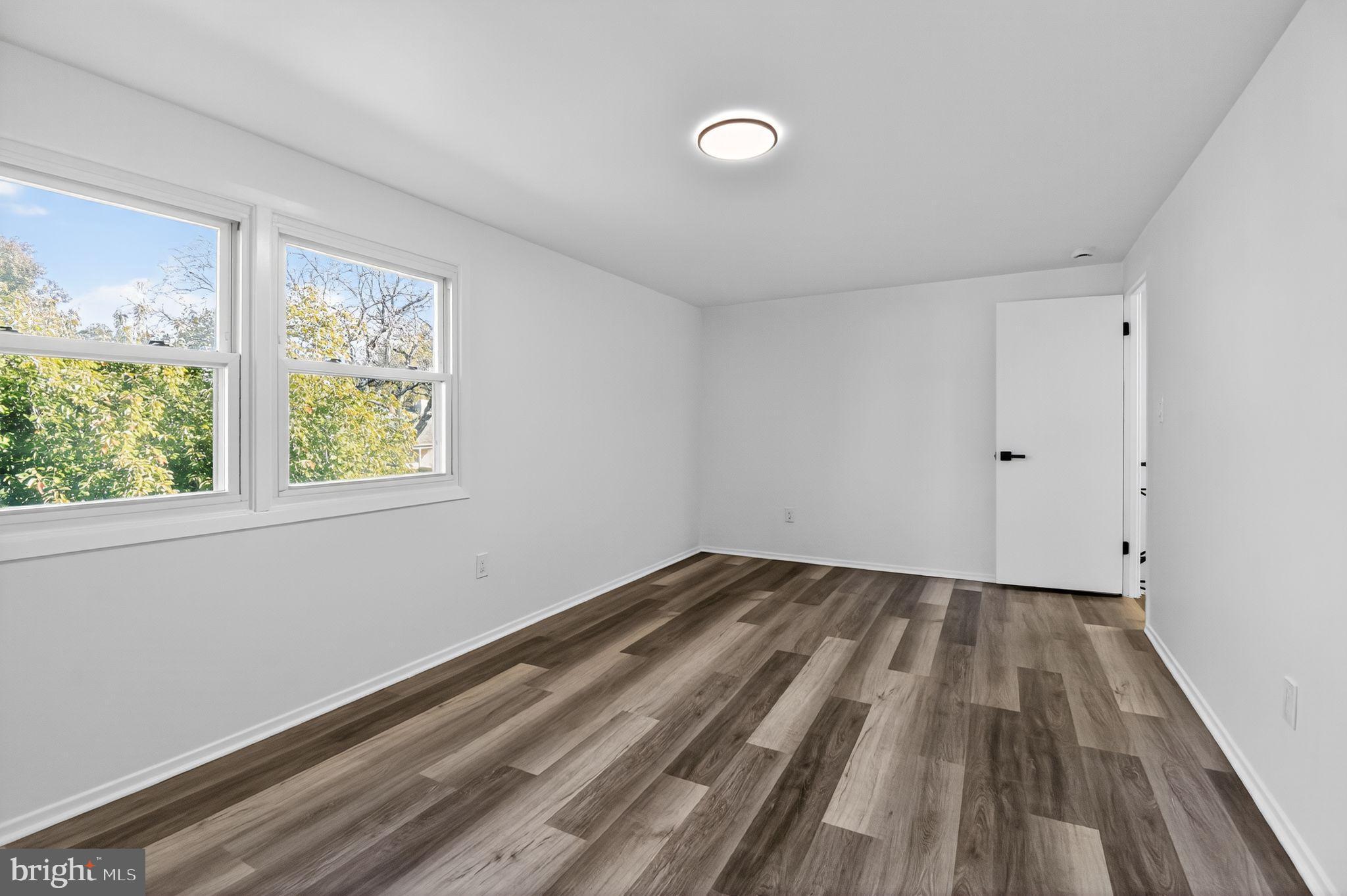 SOMERSET AT BELAIR - Residential