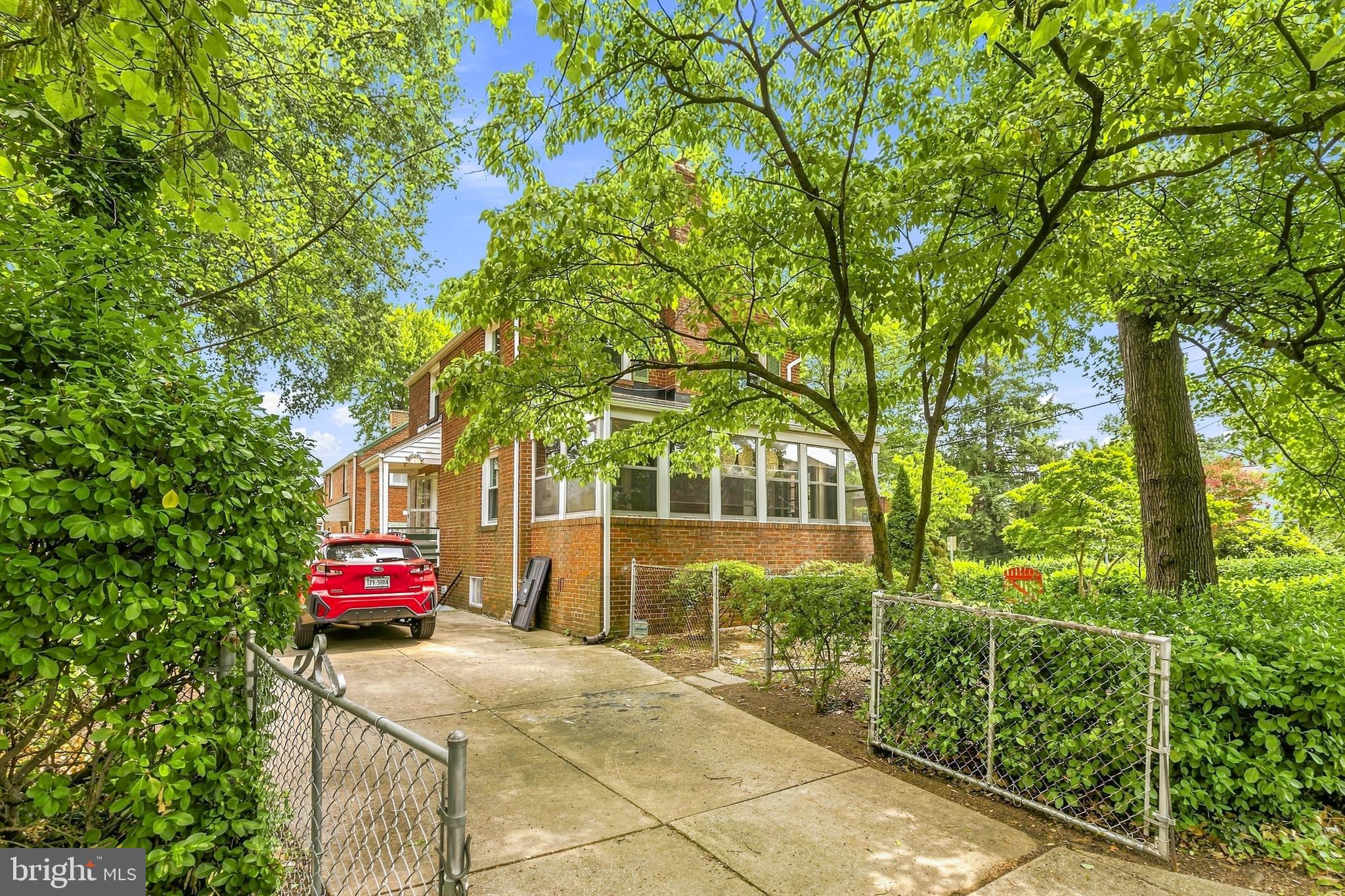 4806 CHEROKEE STREET