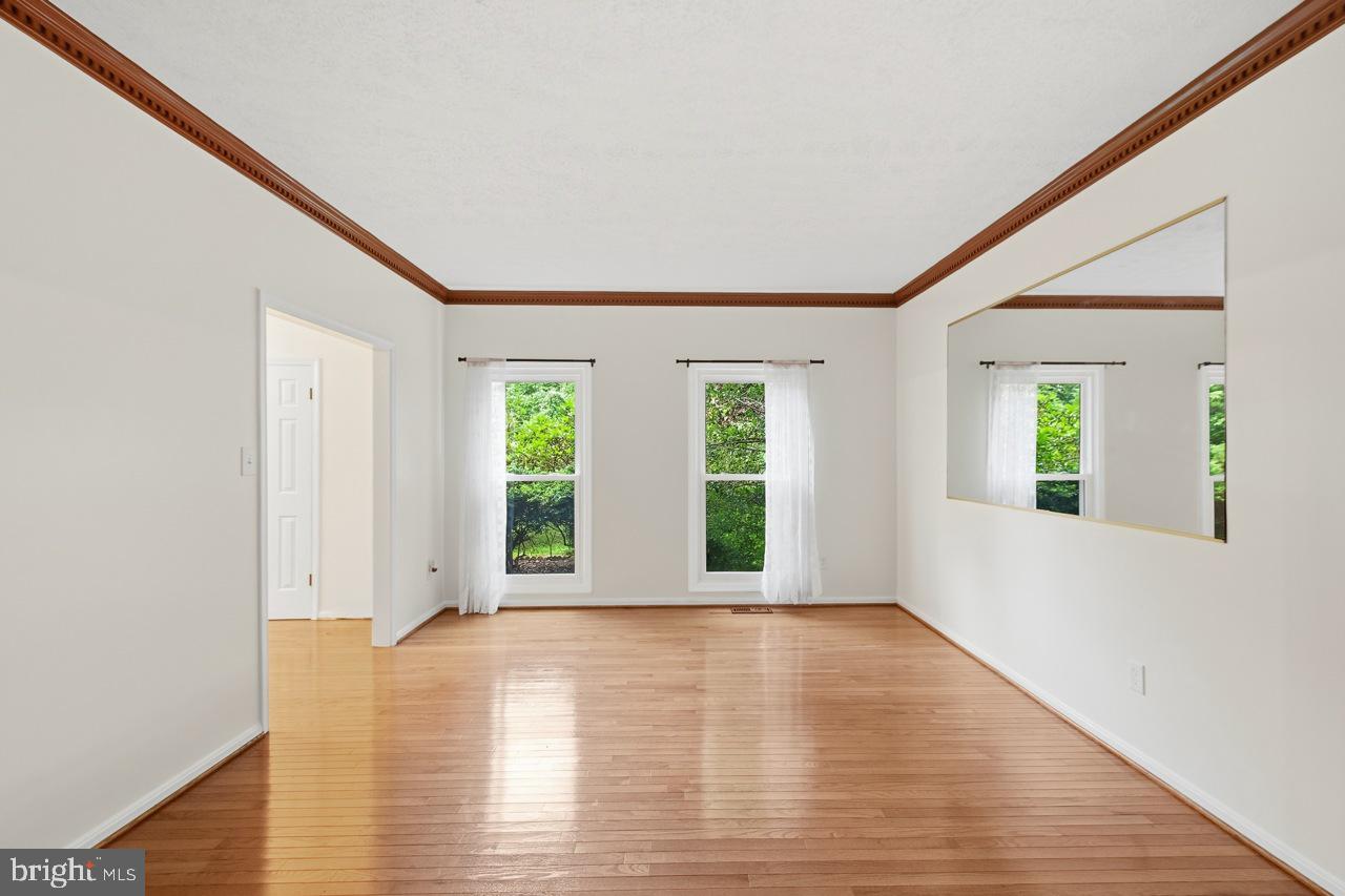 6001 RIVER FOREST DRIVE
