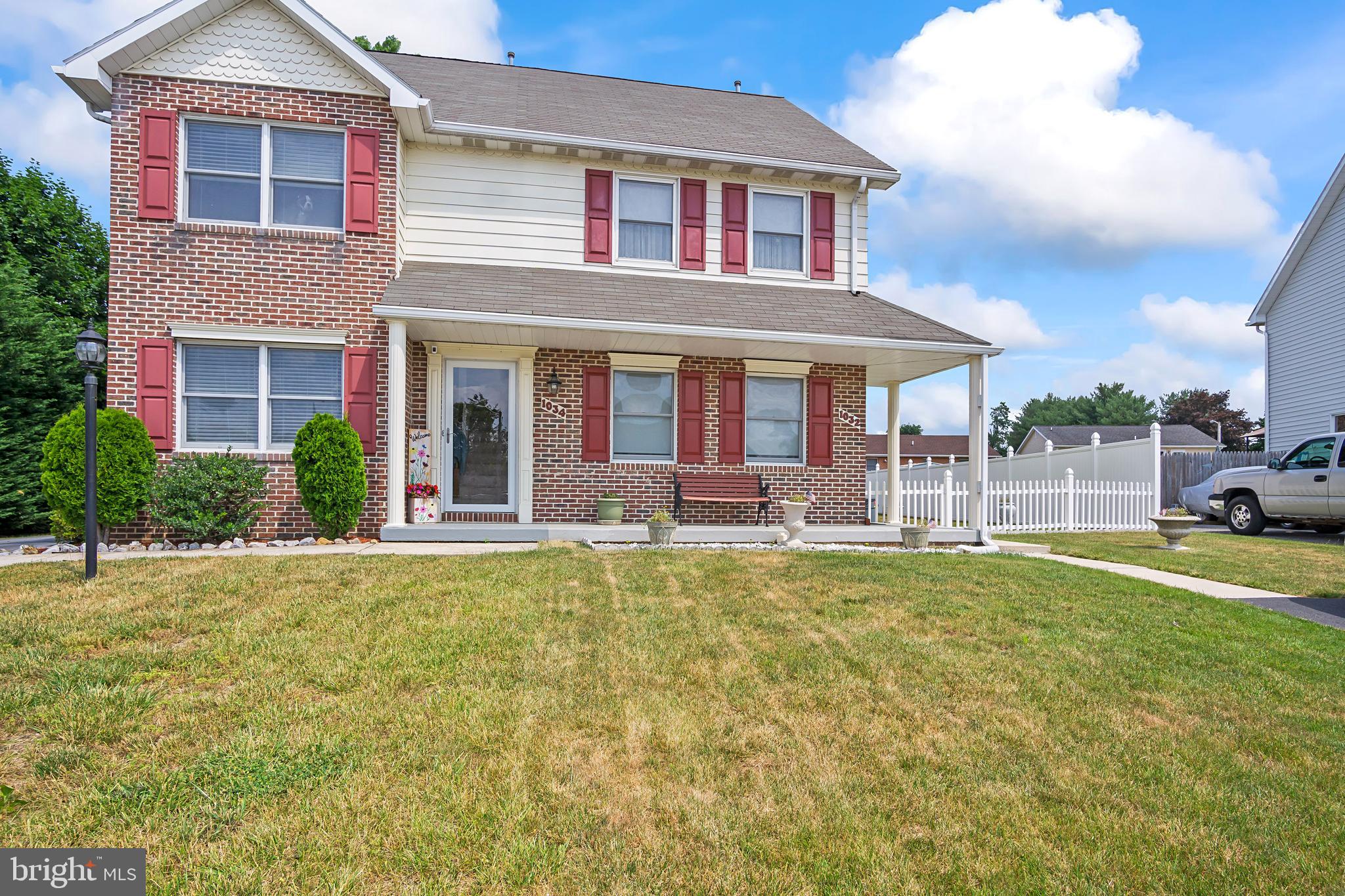 BRIGHTON MANOR - Residential