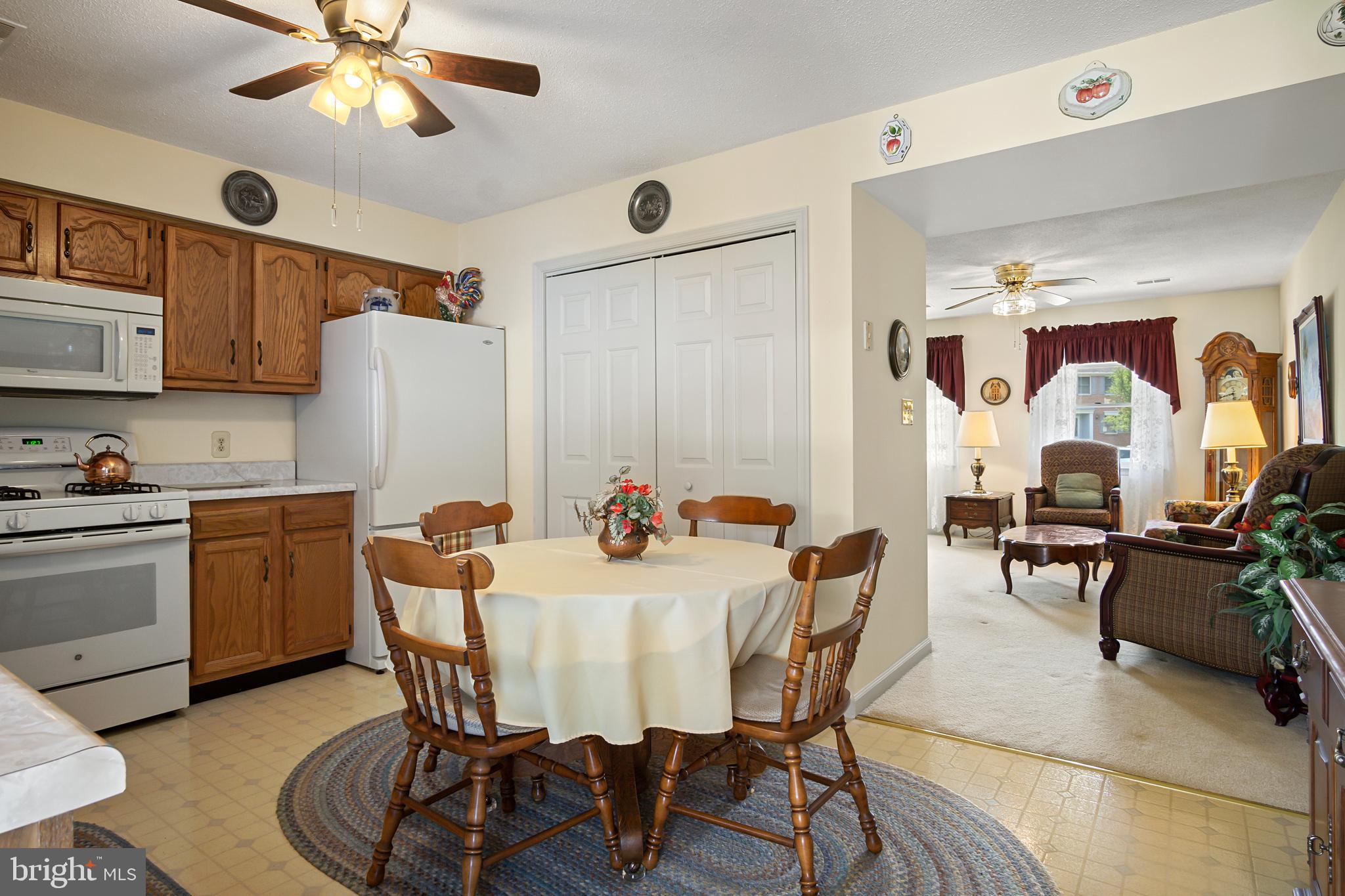 BRIGHTON MANOR - Residential