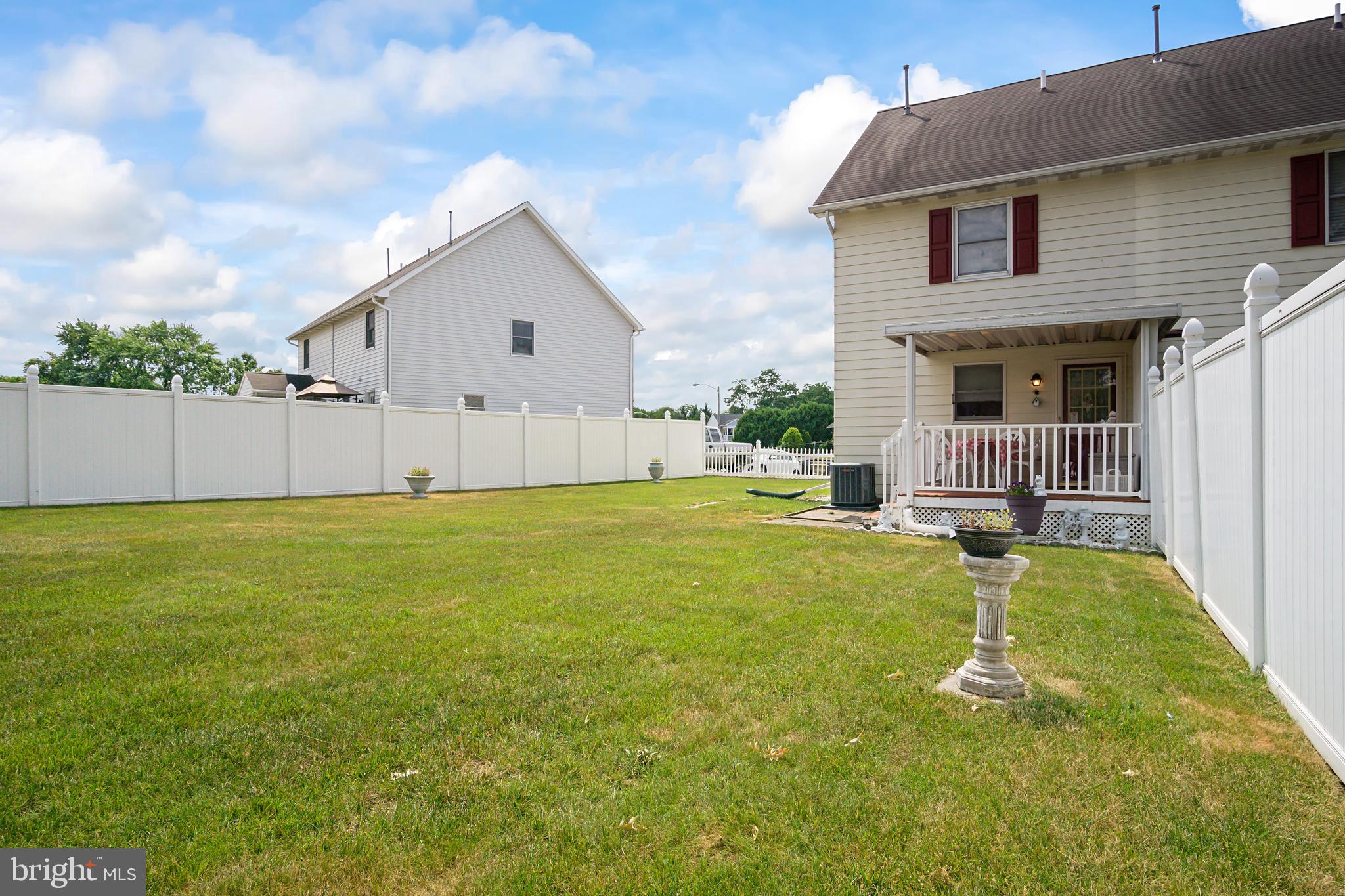 BRIGHTON MANOR - Residential