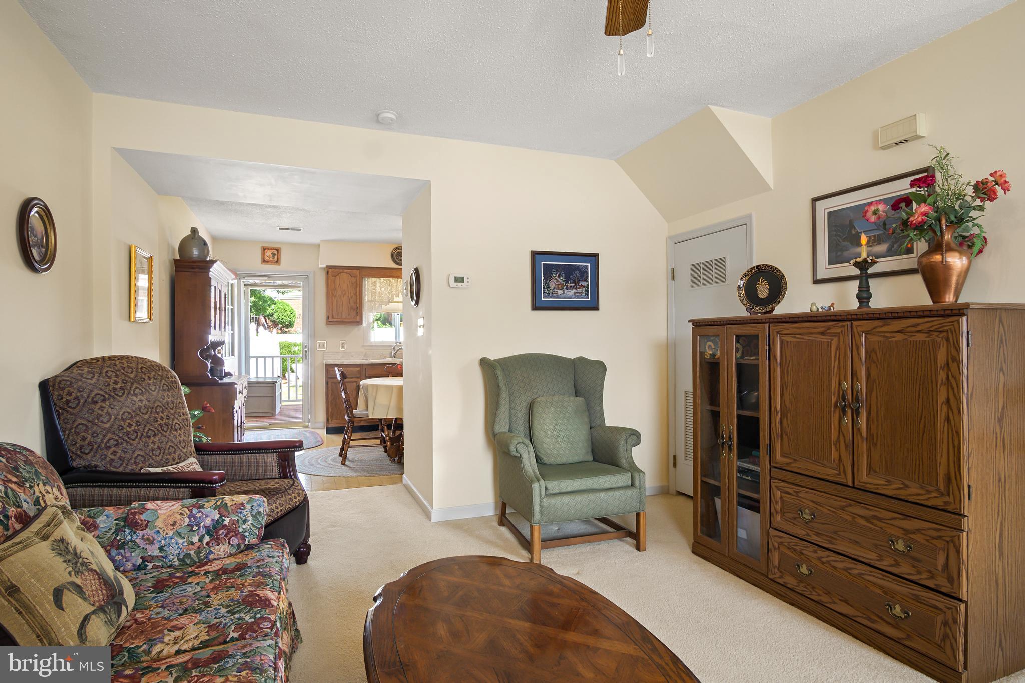 BRIGHTON MANOR - Residential