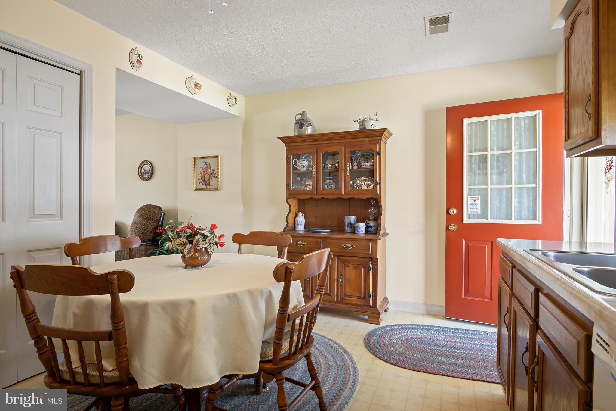 BRIGHTON MANOR - Residential